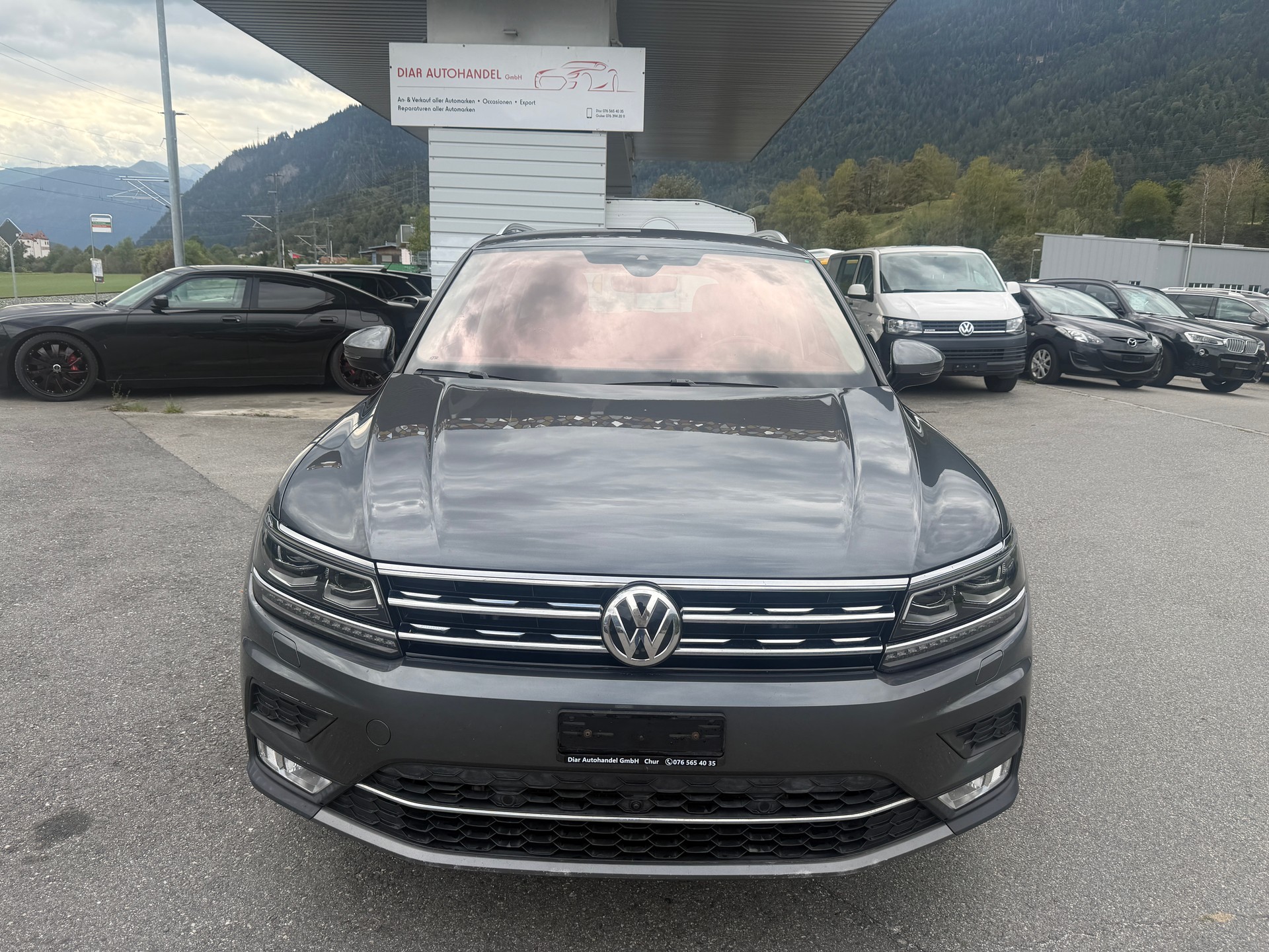 VW Tiguan 2.0 TDI SCR Highline 4Motion-image-0