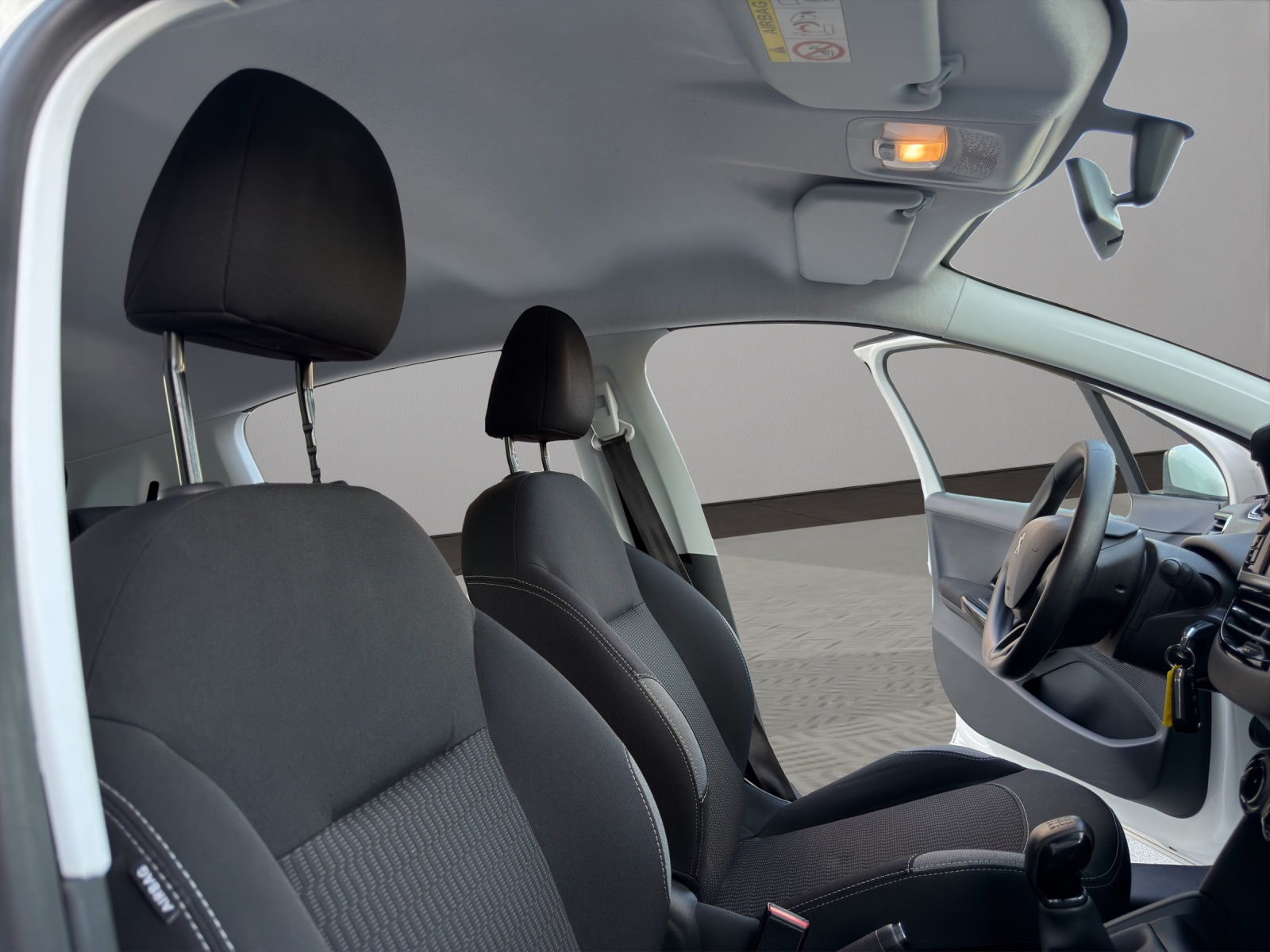 PEUGEOT 208 1.2 PureTech Active-image-19