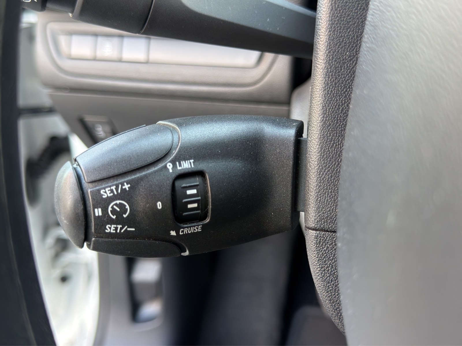PEUGEOT 208 1.2 PureTech Active-image-22