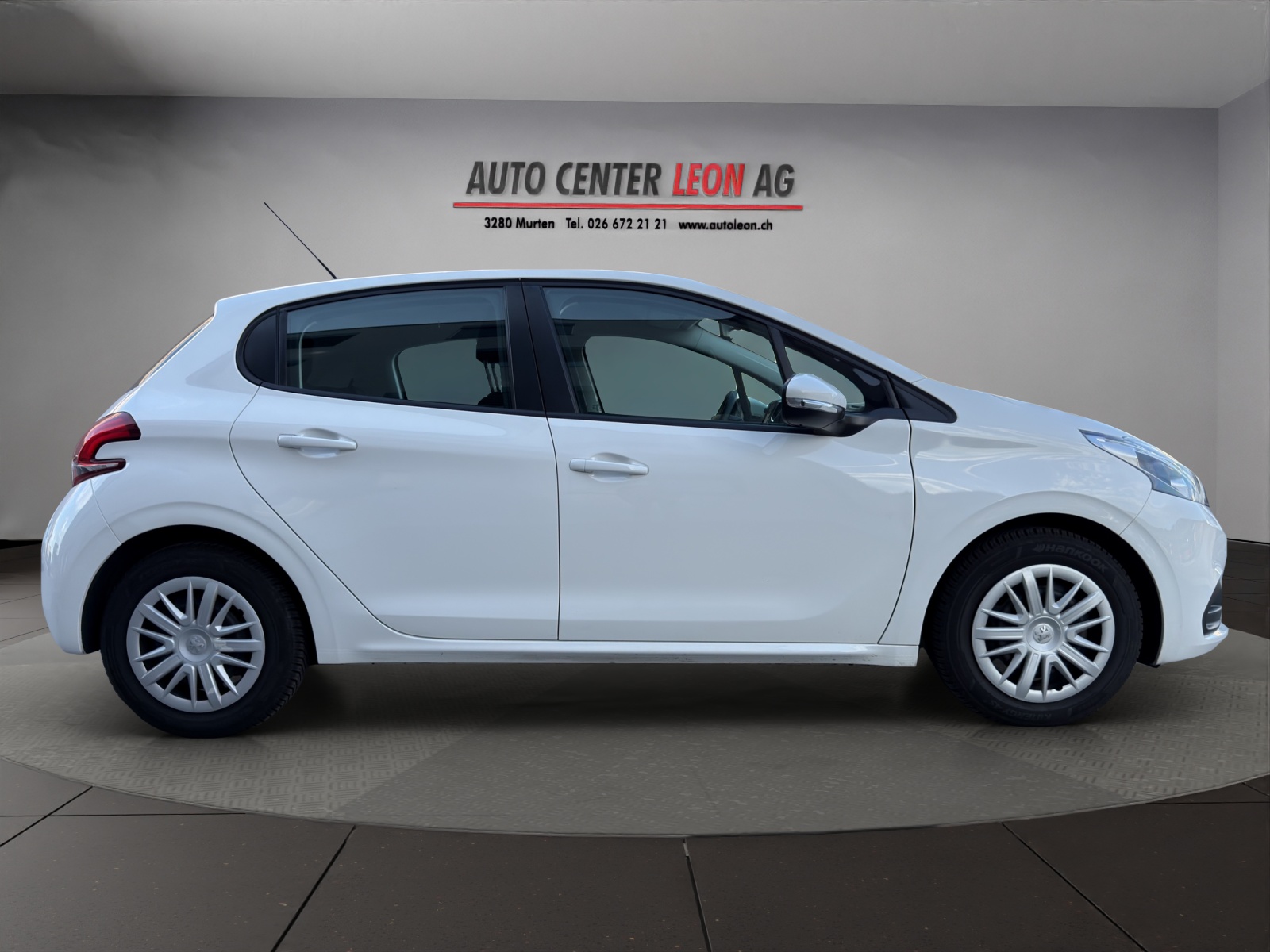 PEUGEOT 208 1.2 PureTech Active-image-6
