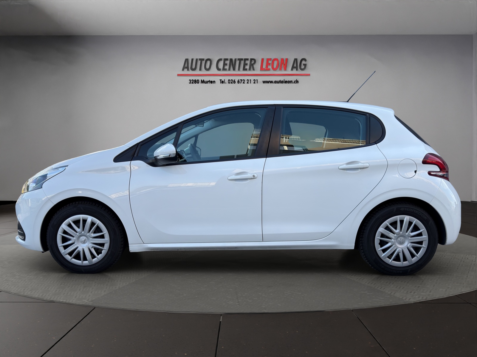 PEUGEOT 208 1.2 PureTech Active-image-2