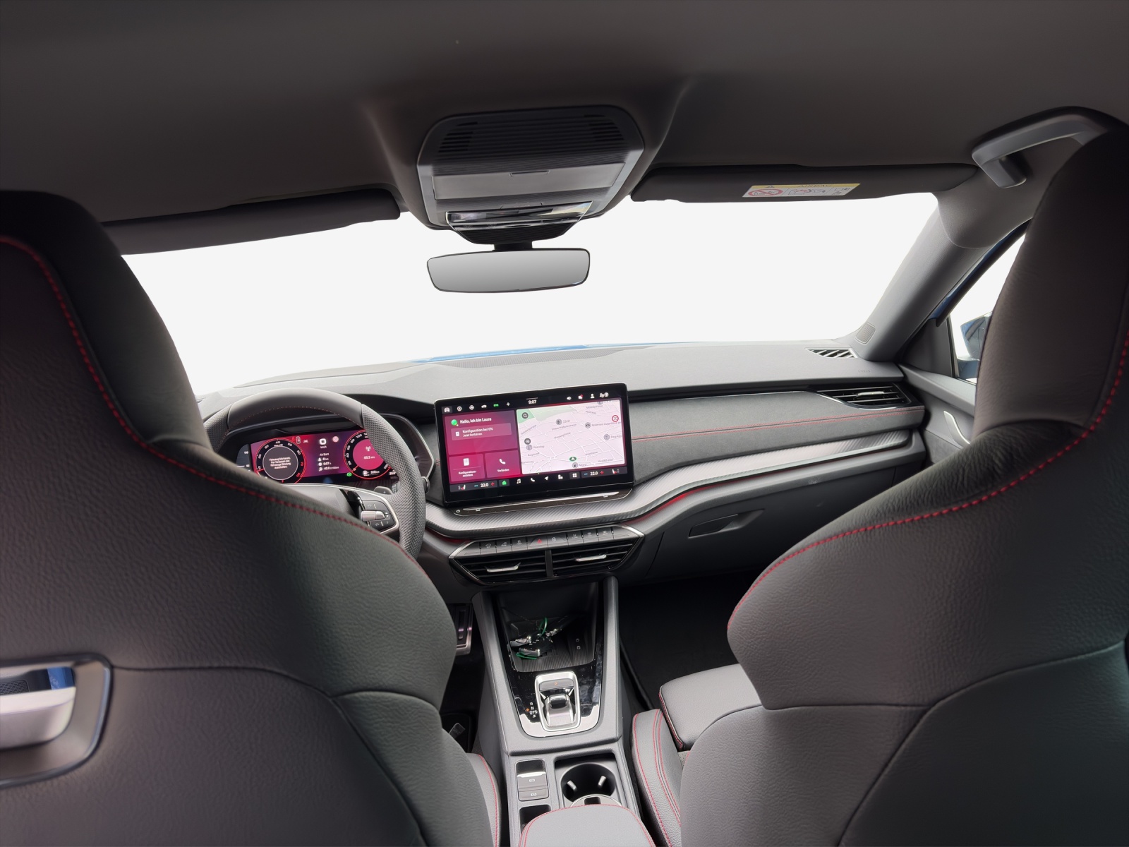 SKODA Octavia Combi 2.0 TSI DSG RS 30 Years Edition-image-5