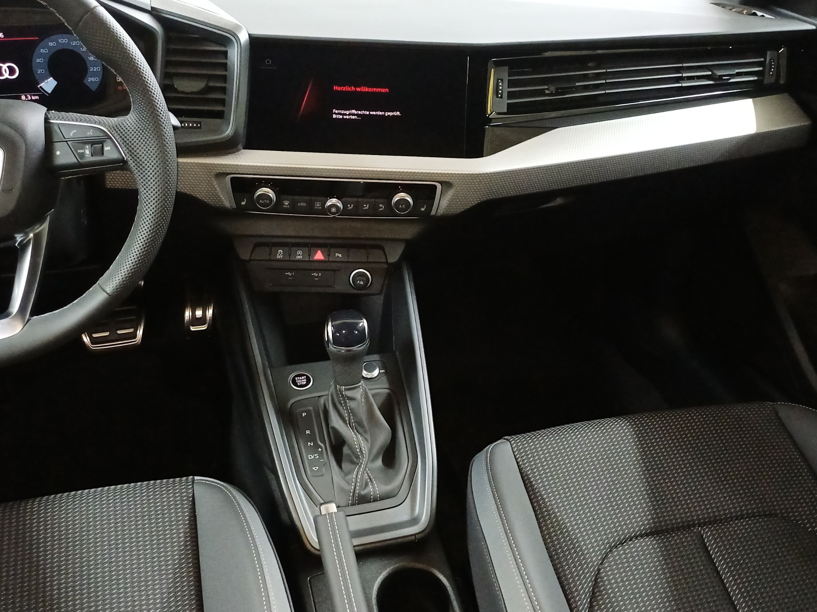 AUDI A1 Sportback 30 TFSI S-tronic-image-10