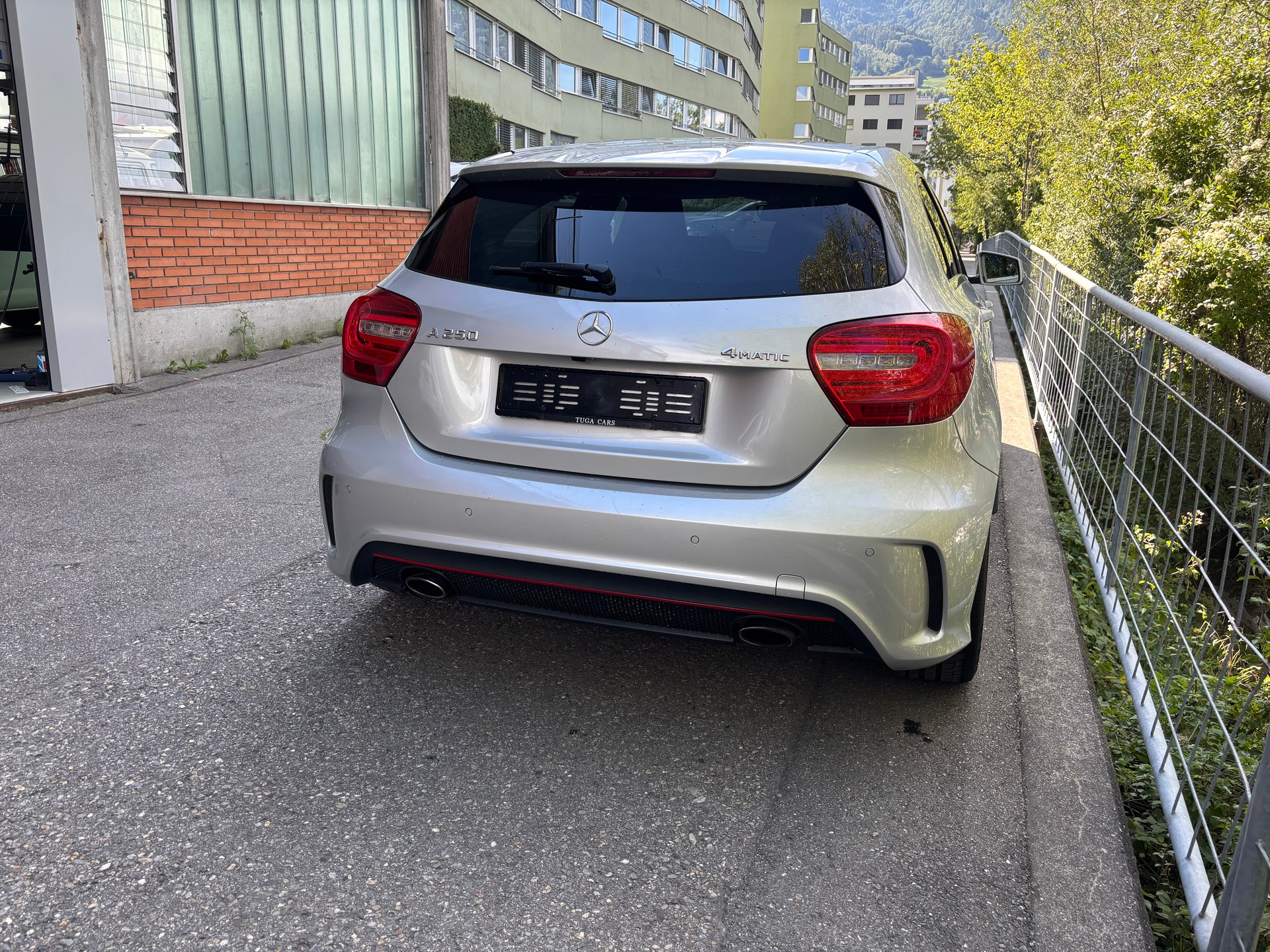 MERCEDES-BENZ A 250 Sport 4Matic 7G-DCT-image-3