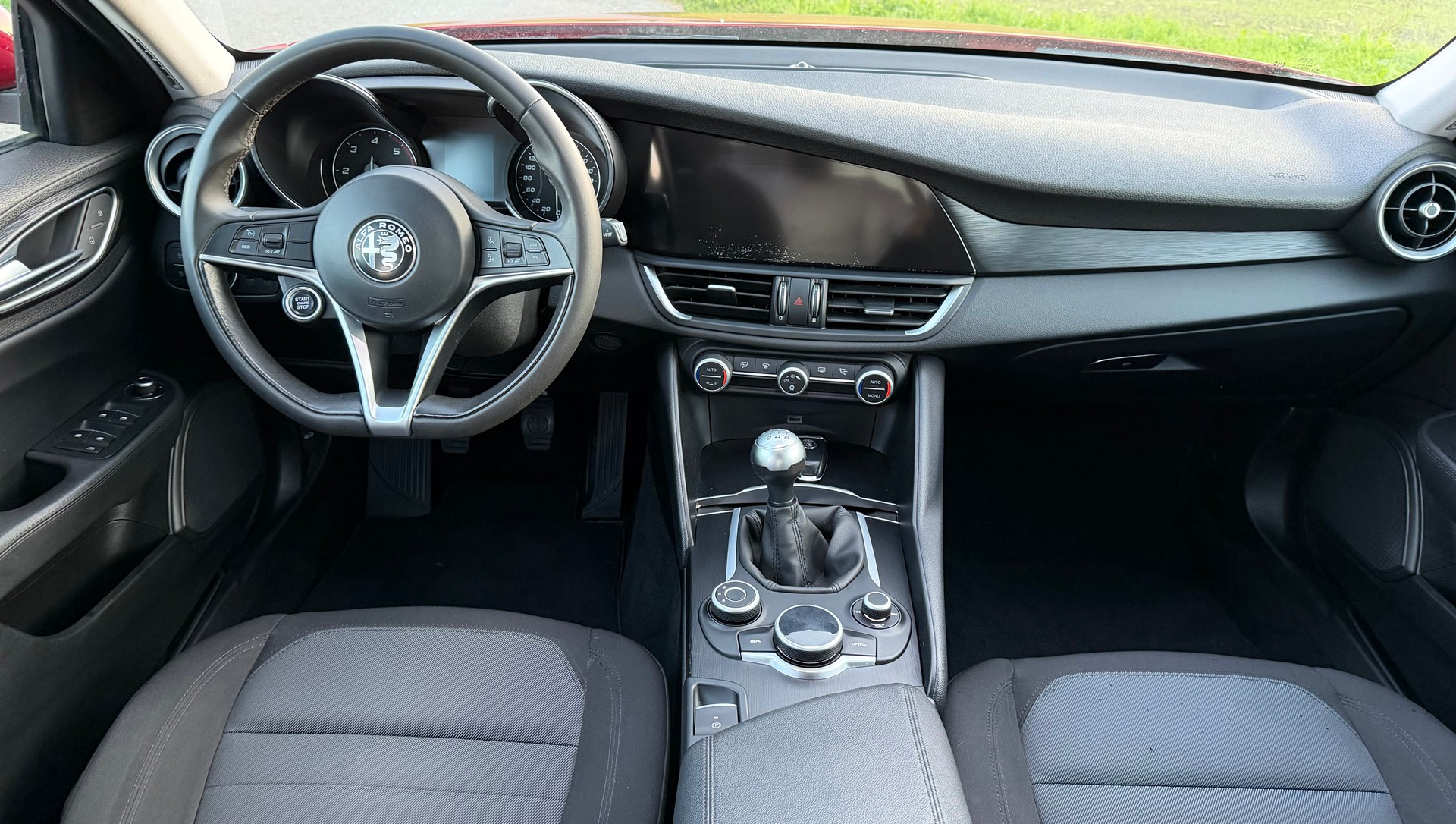 ALFA ROMEO Giulia 2.2 JTDM Super-image-12
