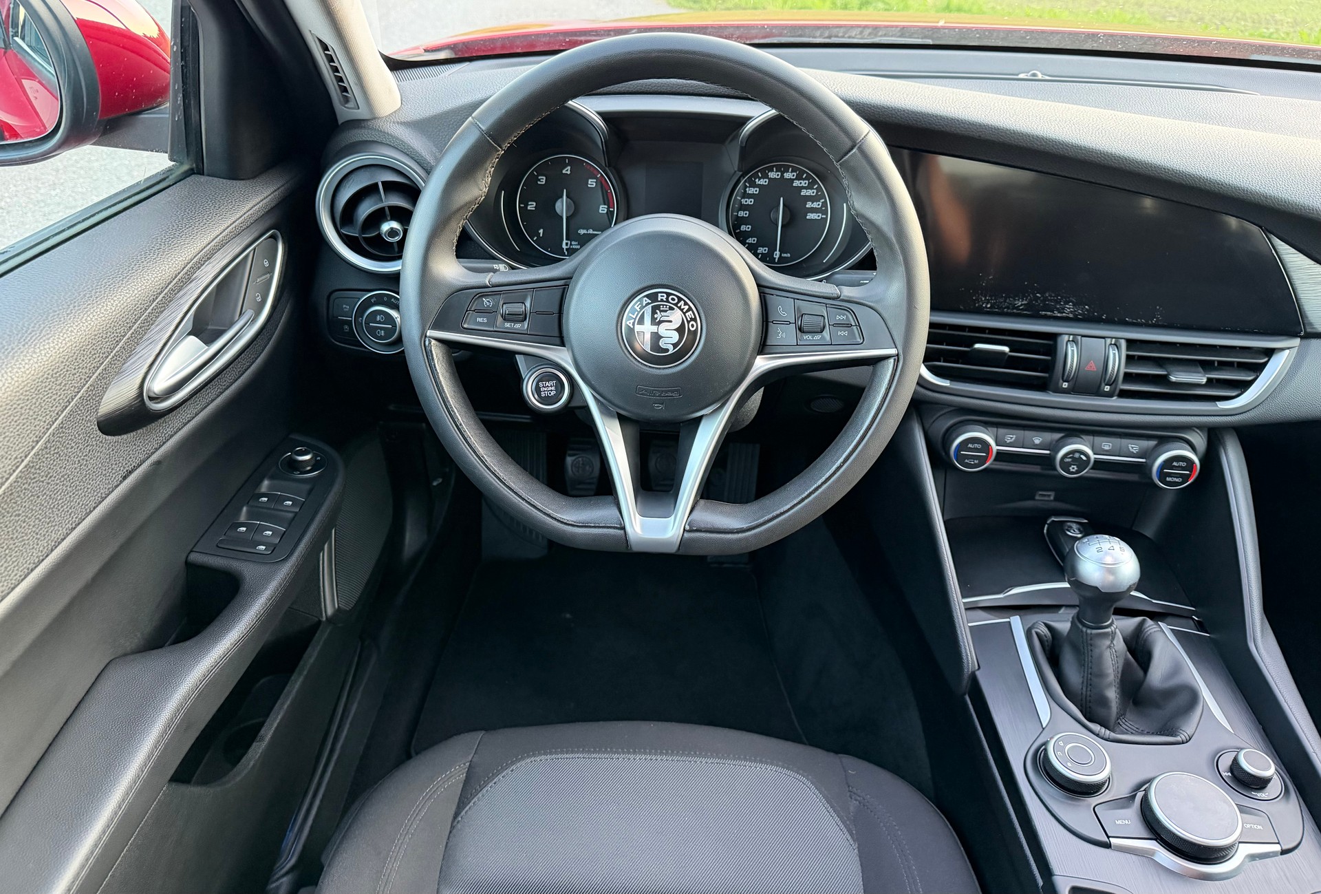 ALFA ROMEO Giulia 2.2 JTDM Super-image-13