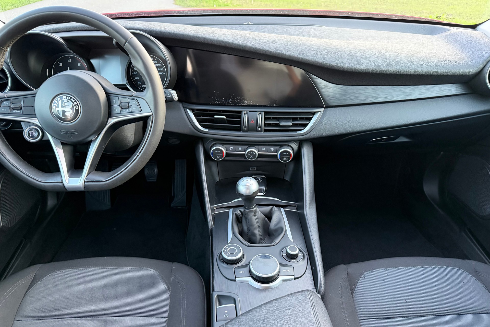 ALFA ROMEO Giulia 2.2 JTDM Super-image-14