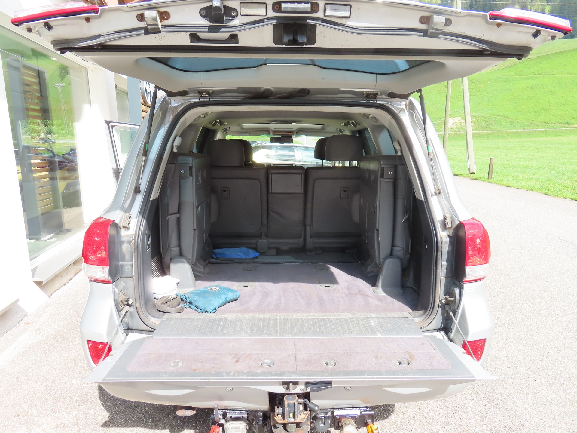 TOYOTA Land Cruiser V8 4.5 D-4D Linea Luna-image-9