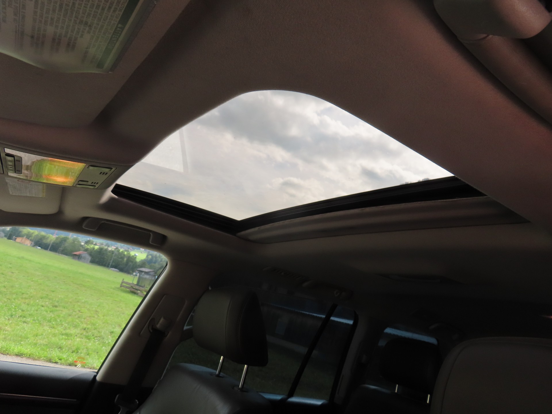 TOYOTA Land Cruiser V8 4.5 D-4D Linea Luna-image-10