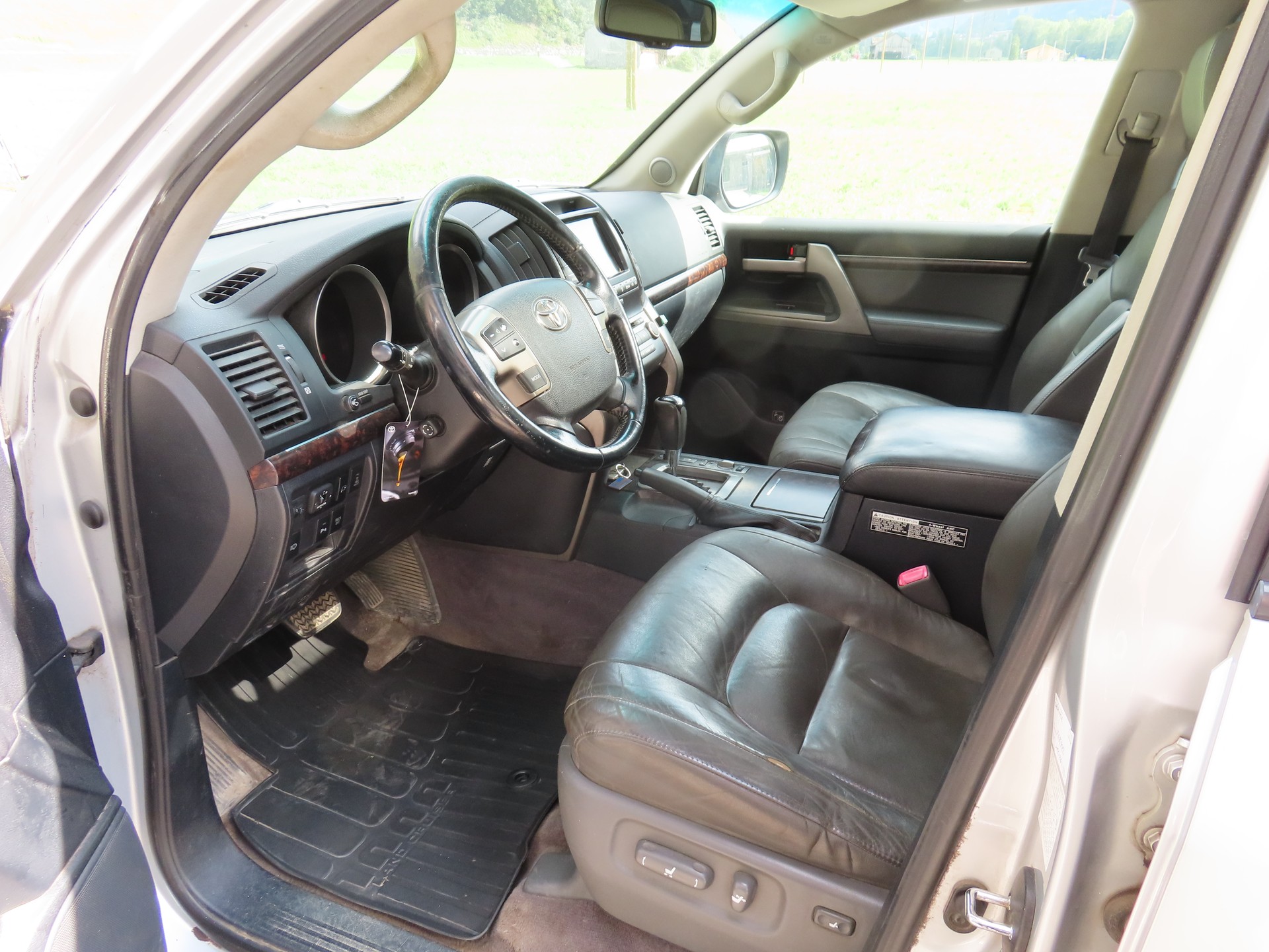 TOYOTA Land Cruiser V8 4.5 D-4D Linea Luna-image-7
