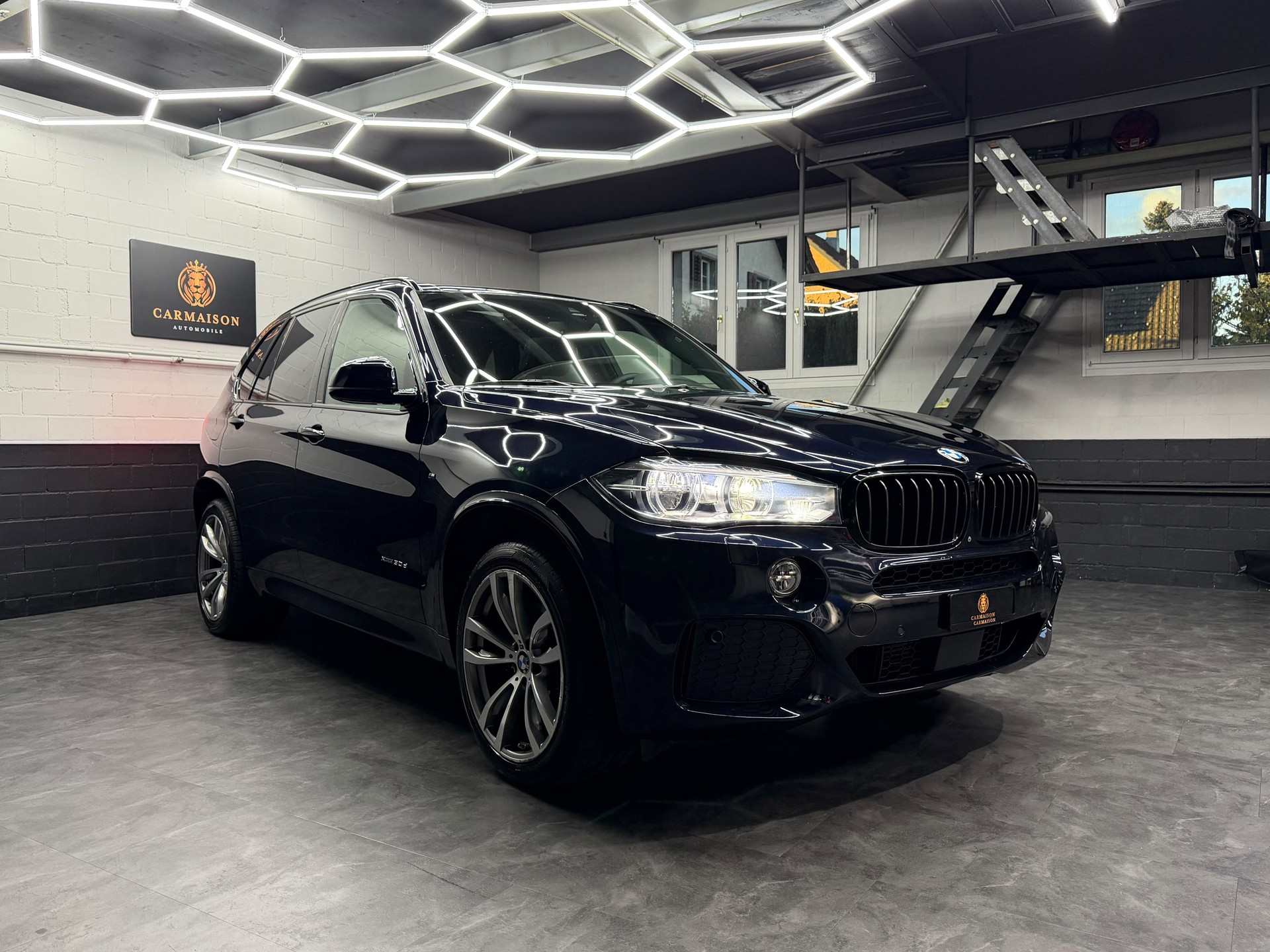 BMW X5 xDrive 30d M-Sport | M-Paket | 360° Kamera | Panoramadach | AHK 2,7T | Head-Up Display-image-0