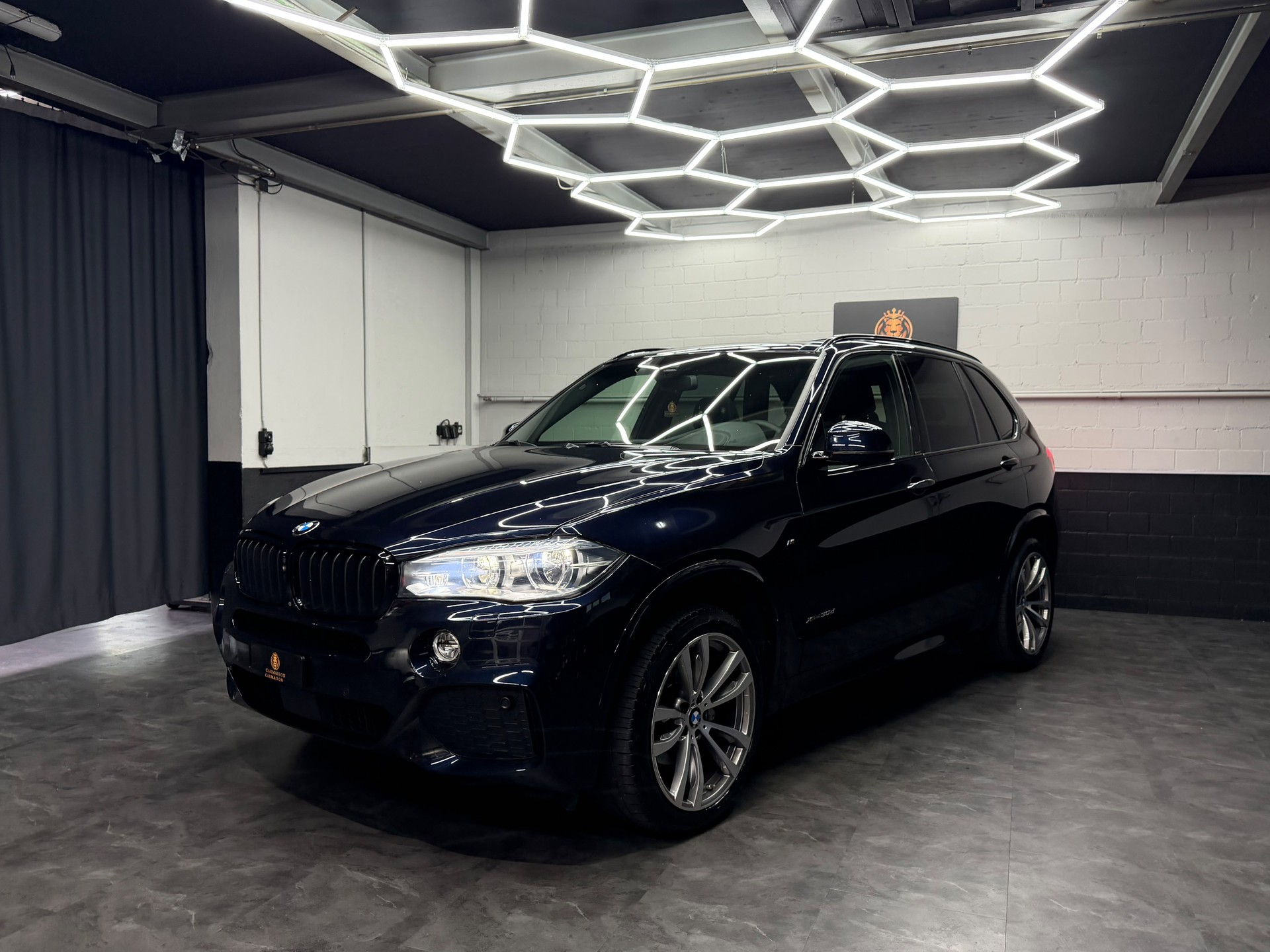 BMW X5 xDrive 30d M-Sport | M-Paket | 360° Kamera | Panoramadach | AHK 2,7T | Head-Up Display-image-2