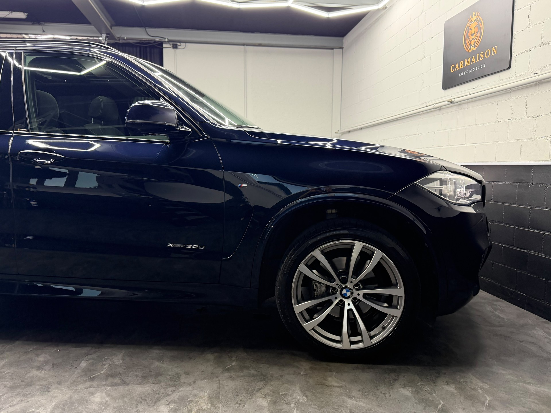 BMW X5 xDrive 30d M-Sport | M-Paket | 360° Kamera | Panoramadach | AHK 2,7T | Head-Up Display-image-9