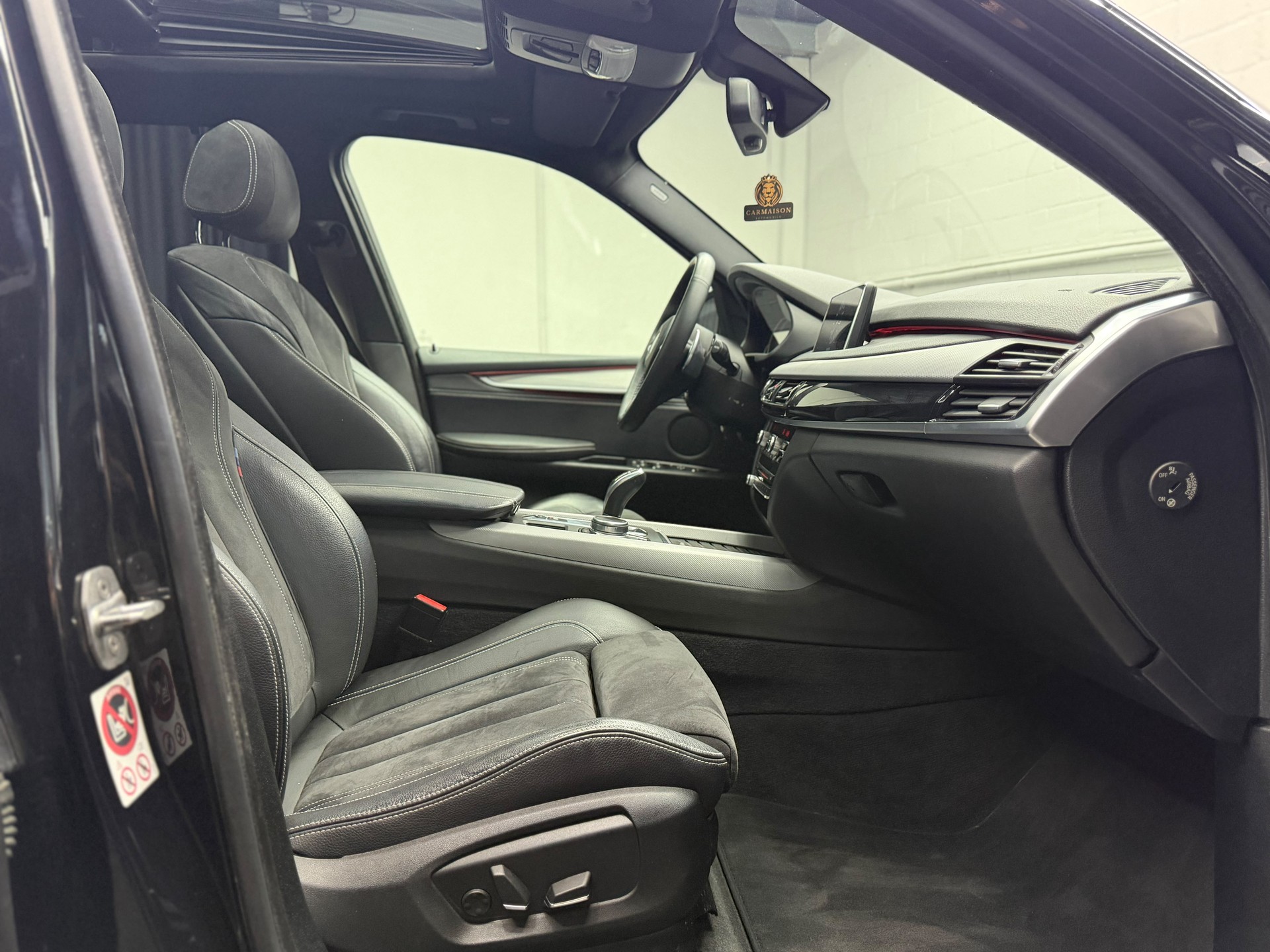 BMW X5 xDrive 30d M-Sport | M-Paket | 360° Kamera | Panoramadach | AHK 2,7T | Head-Up Display-image-24