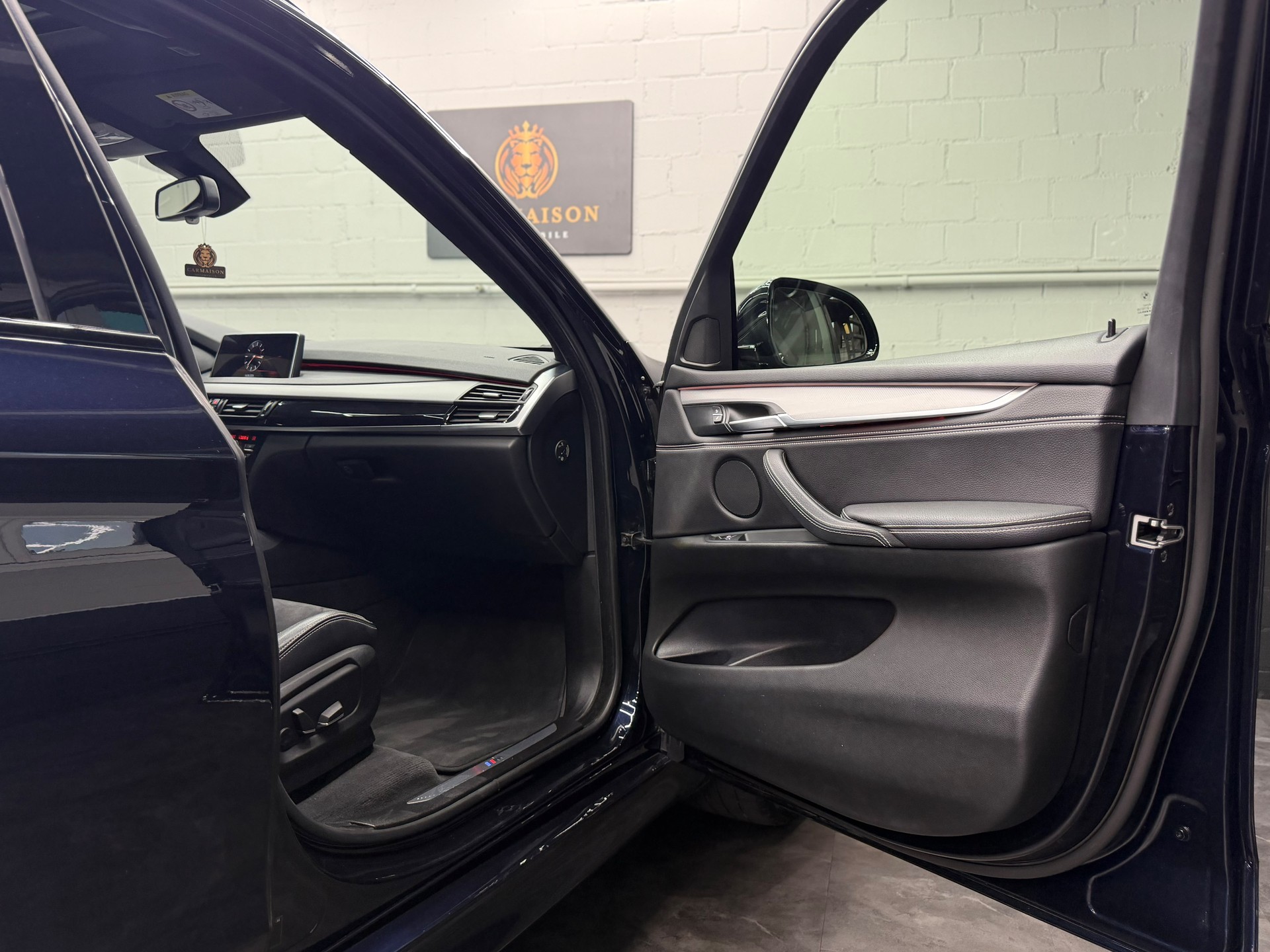BMW X5 xDrive 30d M-Sport | M-Paket | 360° Kamera | Panoramadach | AHK 2,7T | Head-Up Display-image-23