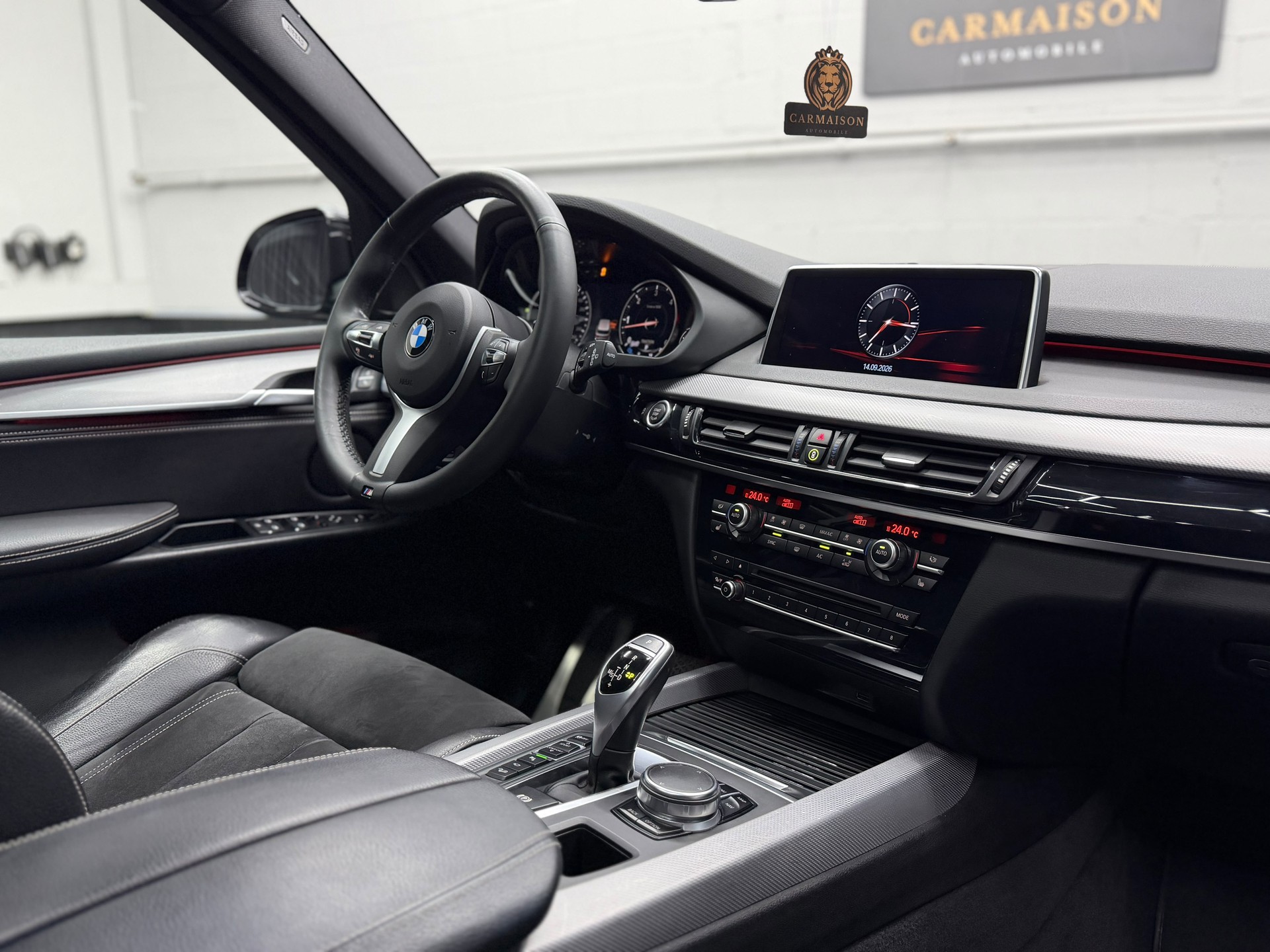 BMW X5 xDrive 30d M-Sport | M-Paket | 360° Kamera | Panoramadach | AHK 2,7T | Head-Up Display-image-25