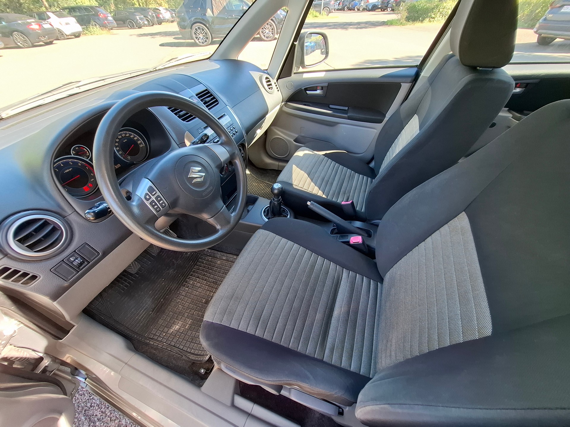 SUZUKI SX4 1.6 16V GL 4WD-image-10