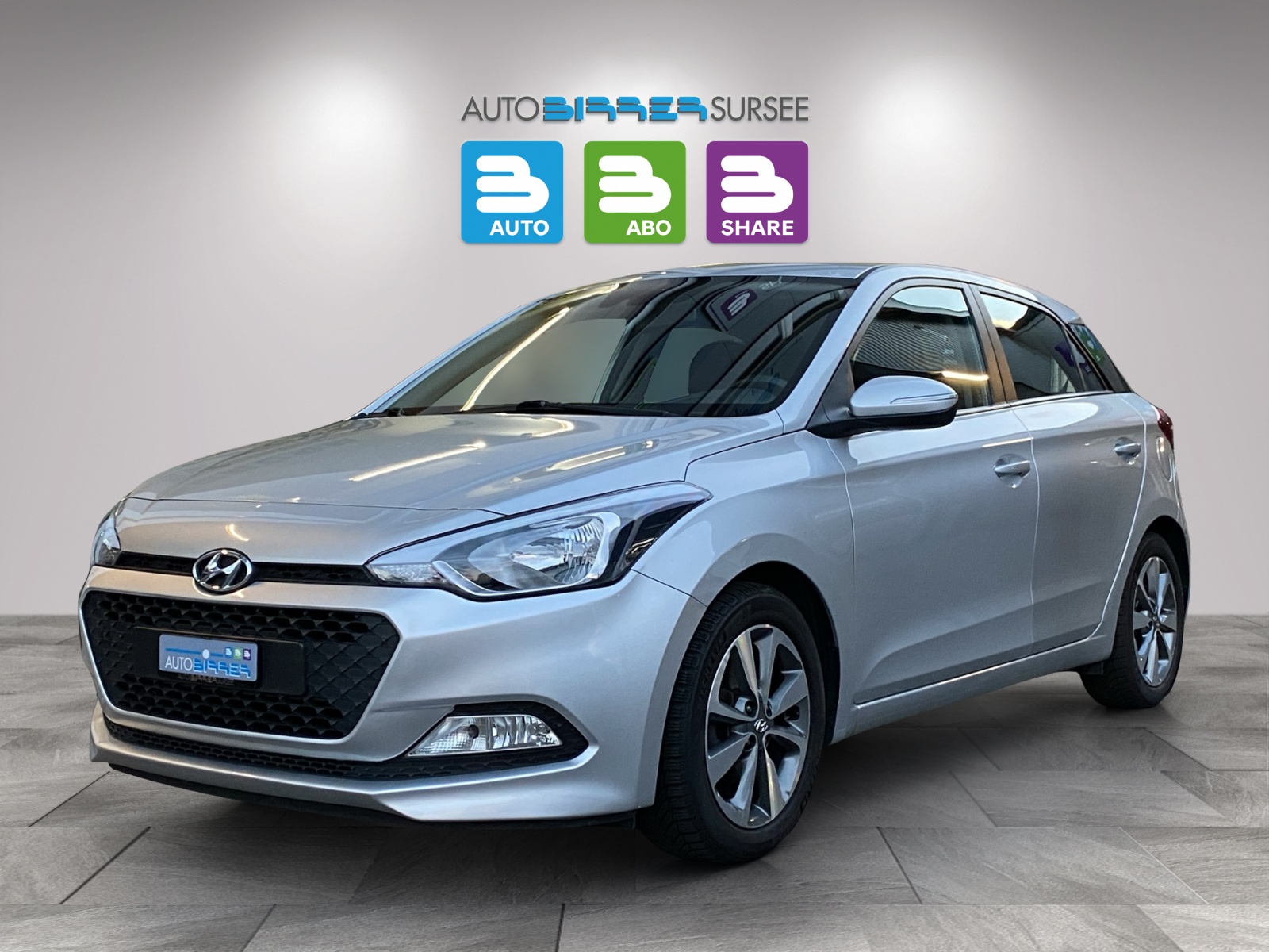 HYUNDAI i20 1.4 Amplia-image-0