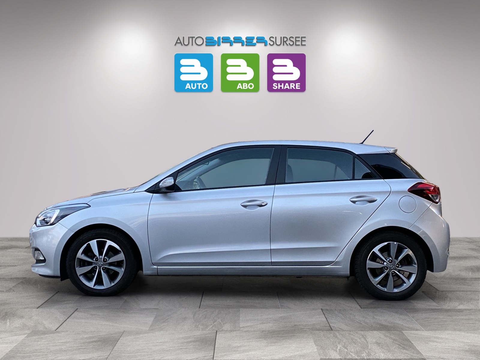 HYUNDAI i20 1.4 Amplia-image-7