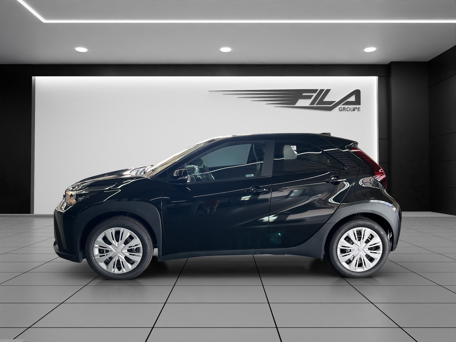 TOYOTA AYGO X 1.5 VVT-i HSD Comfort-image-3