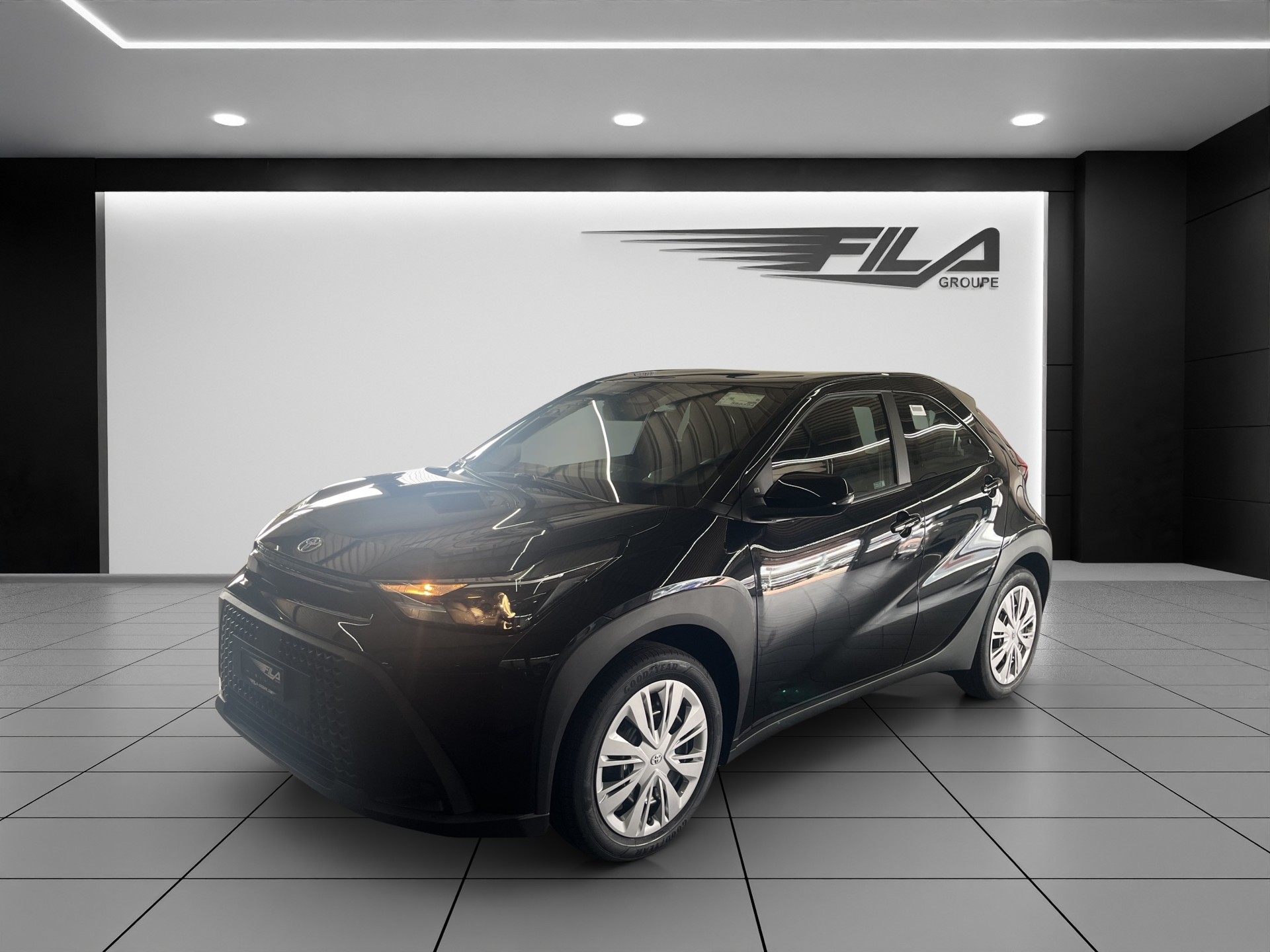TOYOTA AYGO X 1.5 VVT-i HSD Comfort-image-1