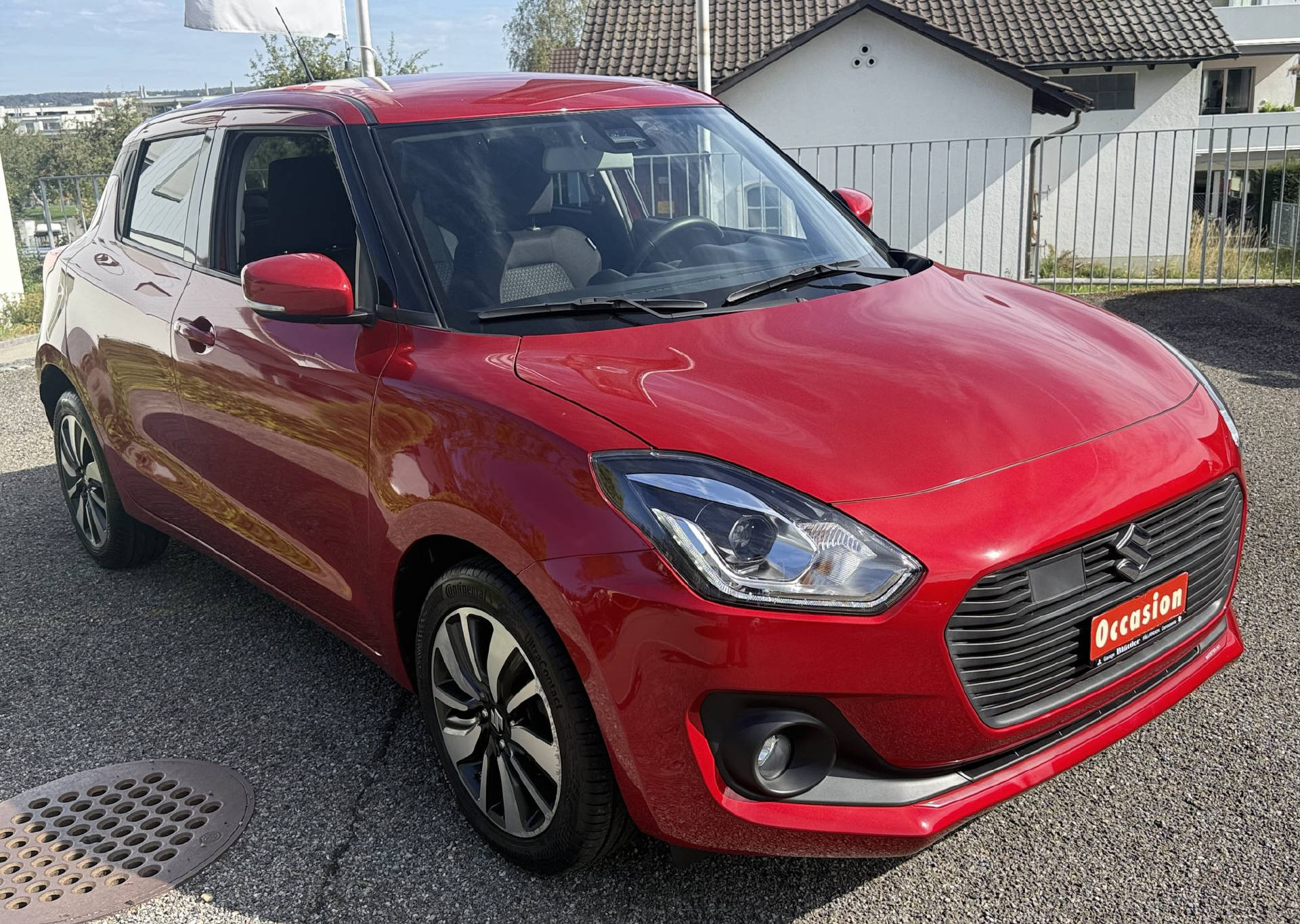 SUZUKI Swift 1.0 T Compact Top-image-1