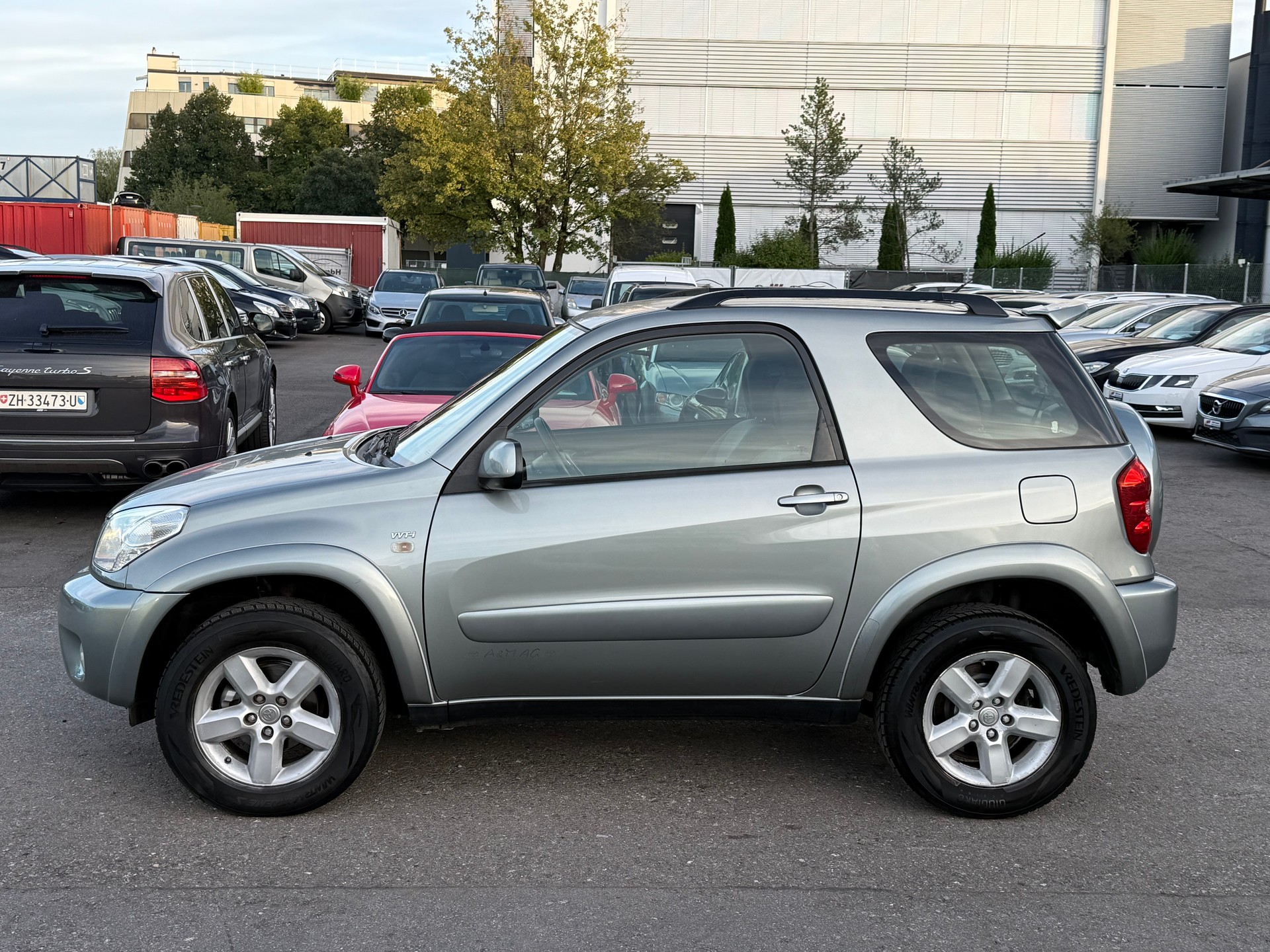 TOYOTA RAV-4 2.0 16V Linea Sol Automatik / Frisch ab MFK / 1.Hand / Facelift / TOP ZUSTAND-image-6