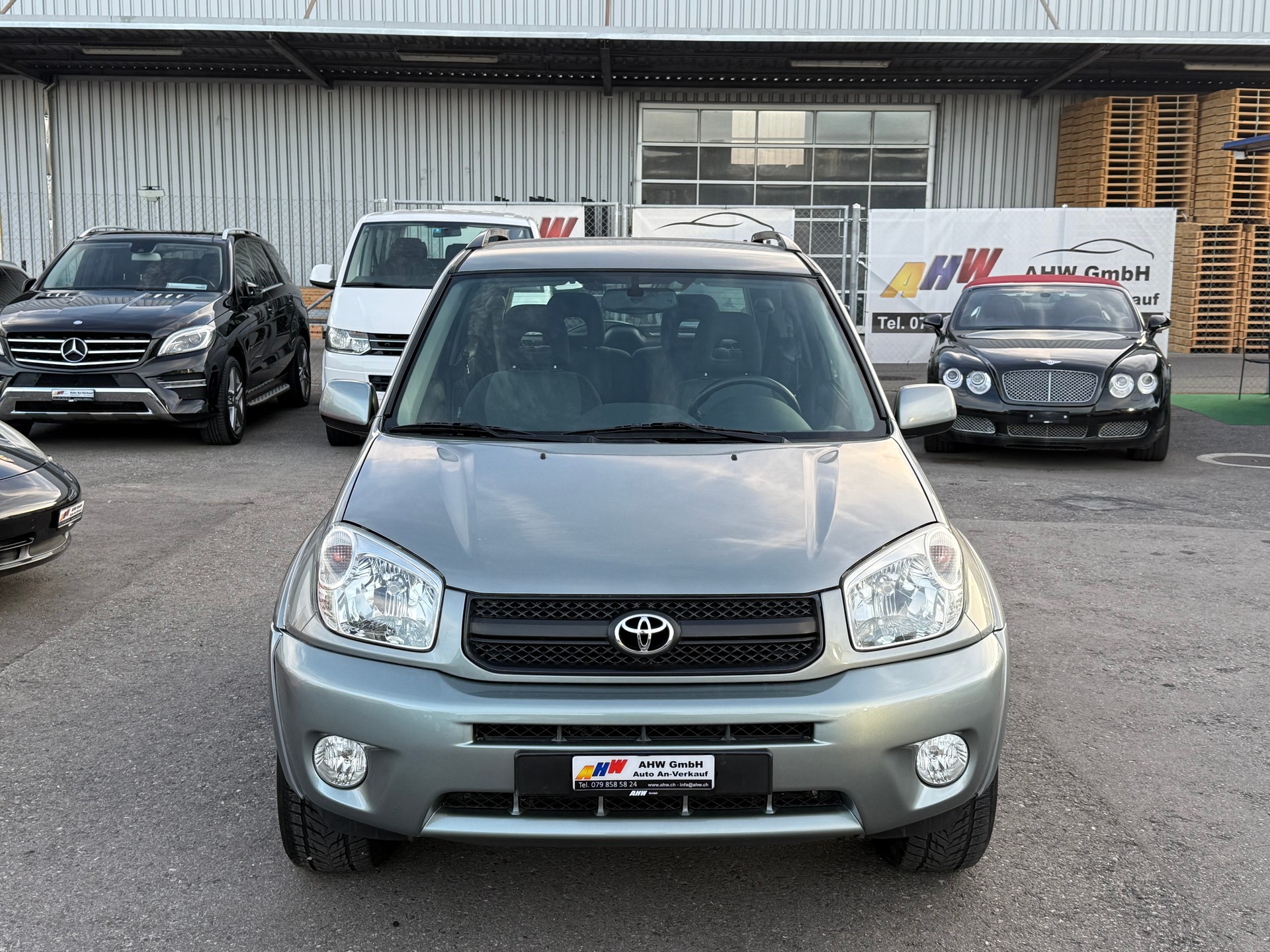 TOYOTA RAV-4 2.0 16V Linea Sol Automatik / Frisch ab MFK / 1.Hand / Facelift / TOP ZUSTAND-image-1