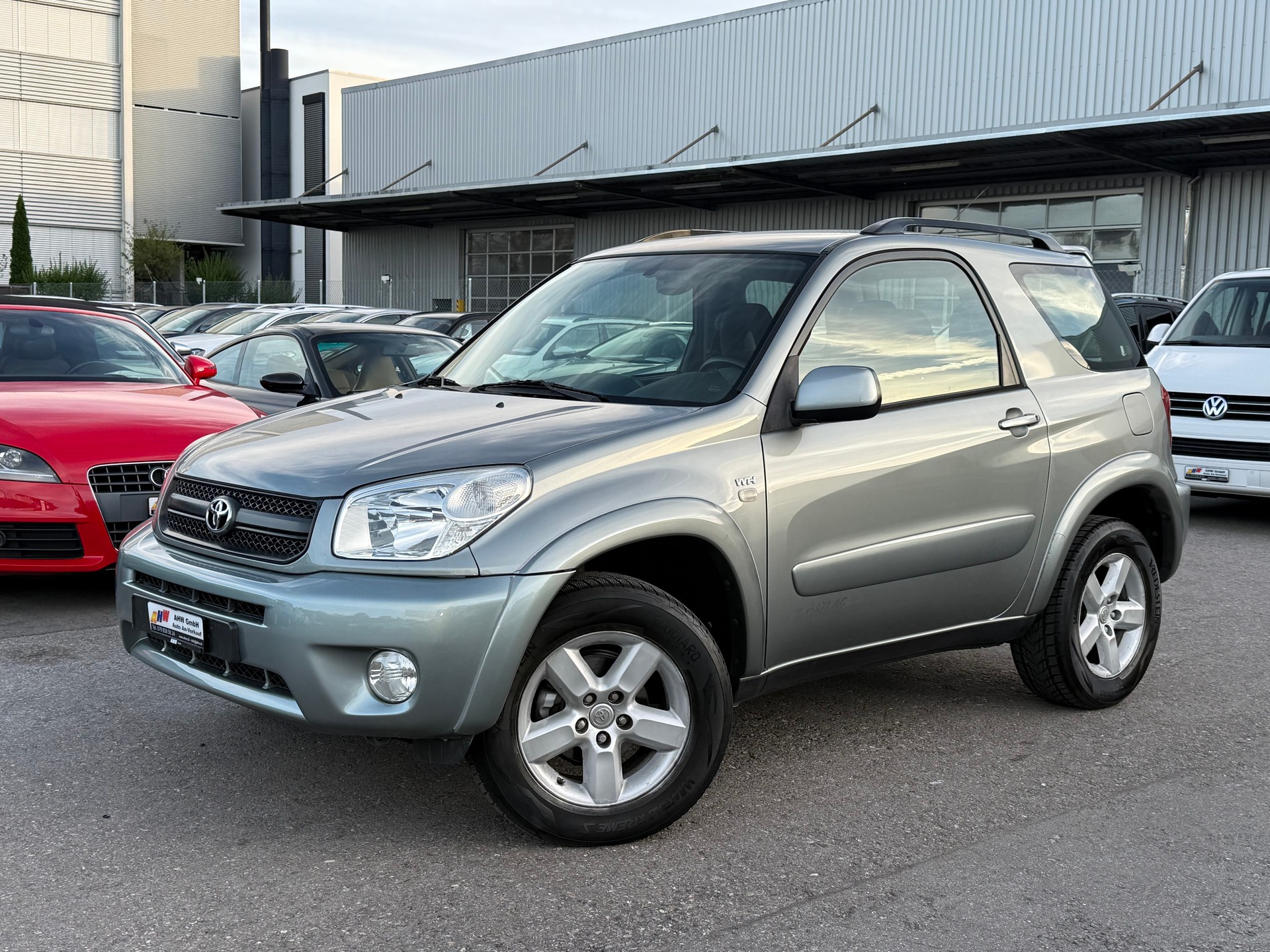 TOYOTA RAV-4 2.0 16V Linea Sol Automatik / Frisch ab MFK / 1.Hand / Facelift / TOP ZUSTAND-image-0