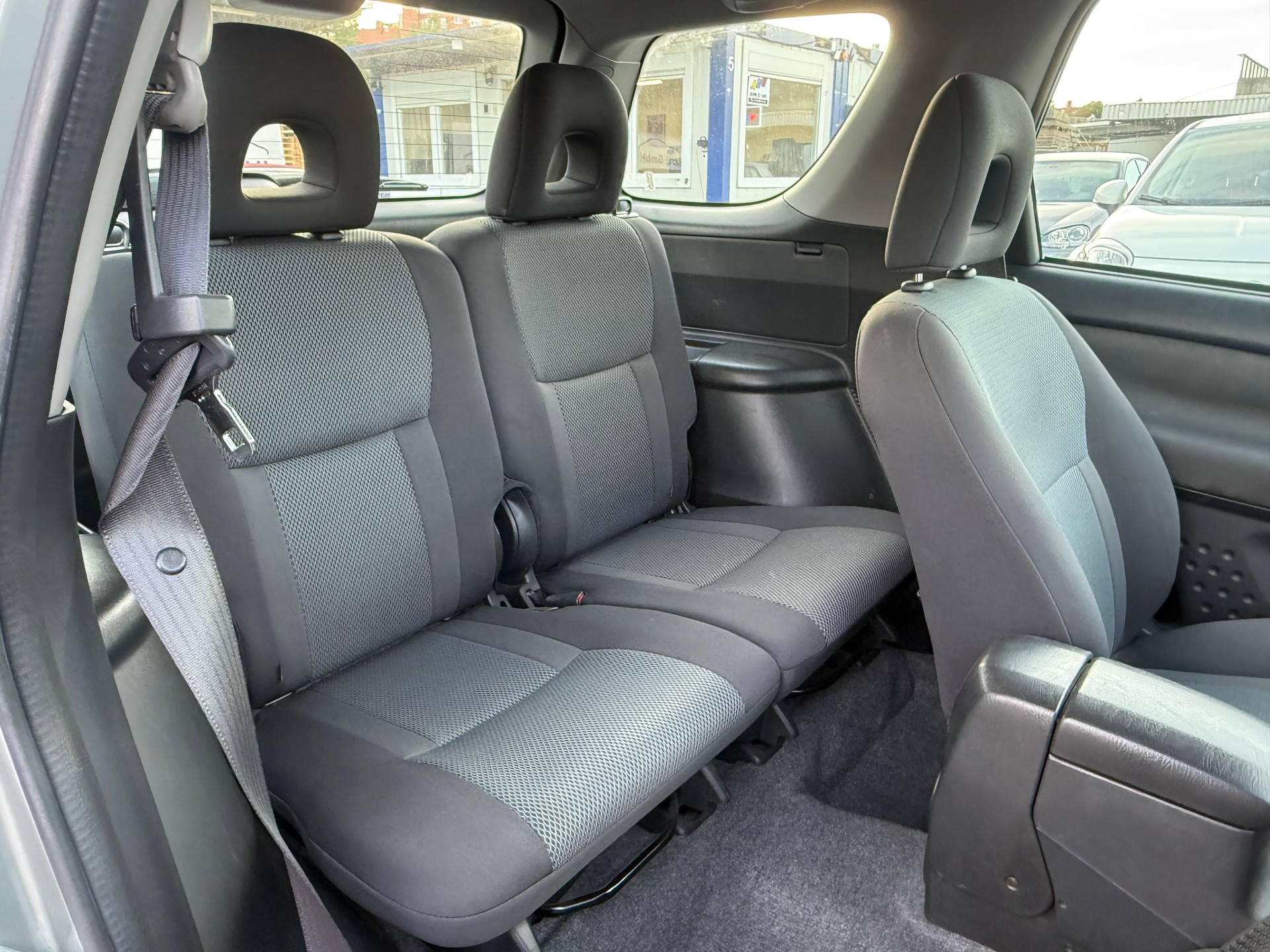TOYOTA RAV-4 2.0 16V Linea Sol Automatik / Frisch ab MFK / 1.Hand / Facelift / TOP ZUSTAND-image-10