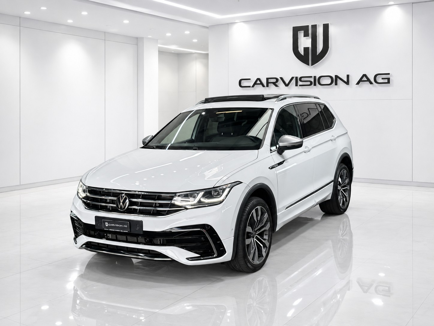 VW Tiguan Allspace 2.0 TDI SCR R-Line 4Motion DSG * 7-Plätzer * Anhängerkupplung * Panorama-Glasdach *-image-0