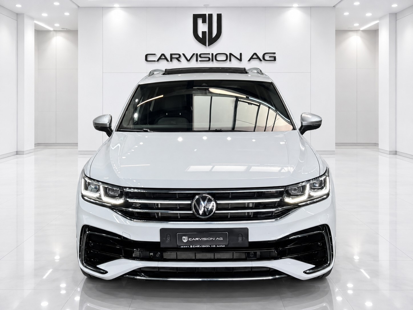 VW Tiguan Allspace 2.0 TDI SCR R-Line 4Motion DSG * 7-Plätzer * Anhängerkupplung * Panorama-Glasdach *-image-1