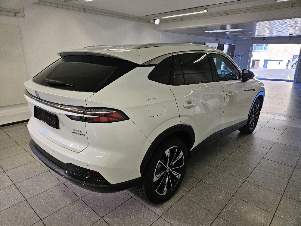 MG HS 1.5 T HEV Luxury-image-4