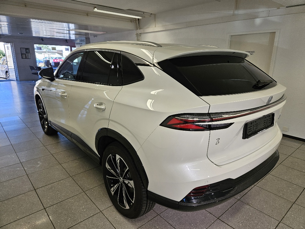 MG HS 1.5 T HEV Luxury-image-6