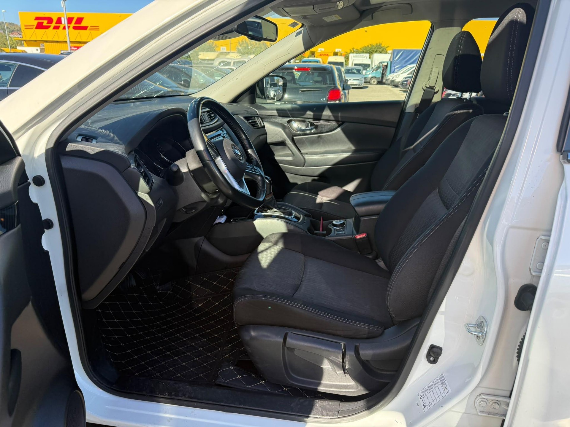 NISSAN X-Trail 2.0 dCi Acenta 4x4-image-7