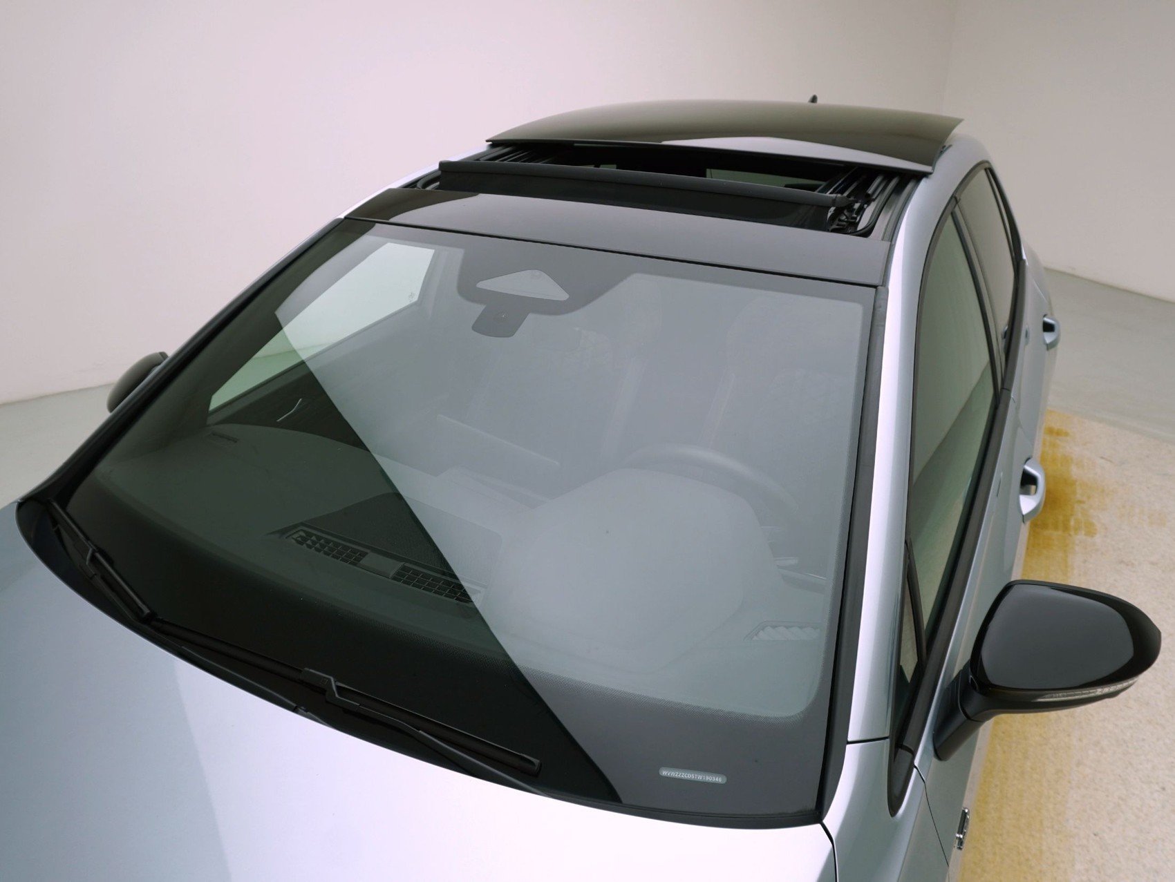 VW Golf 8.5 2.0 TSI DSG R-Line Black Style 4Motion **VW Werksgarantie bis 12/2030**-image-6