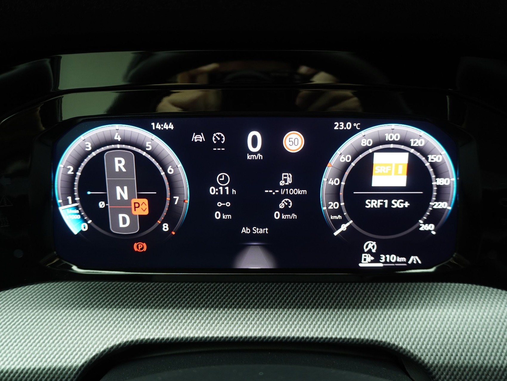 VW Golf 8.5 2.0 TSI DSG R-Line Black Style 4Motion **VW Werksgarantie bis 12/2030**-image-16