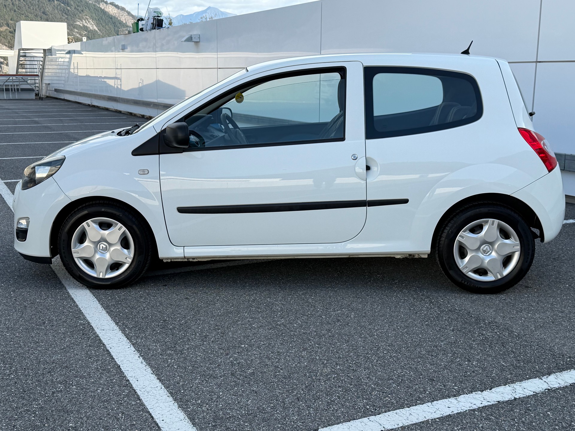 RENAULT Twingo 1.2 16V Expression-image-1