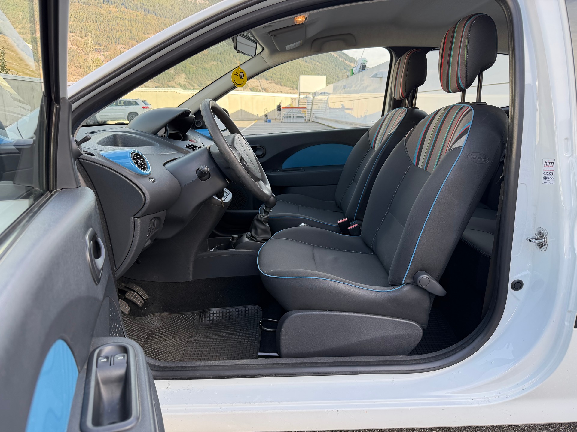 RENAULT Twingo 1.2 16V Expression-image-9
