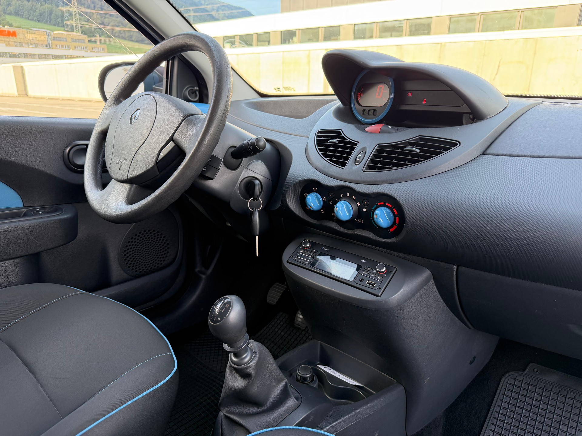 RENAULT Twingo 1.2 16V Expression-image-14