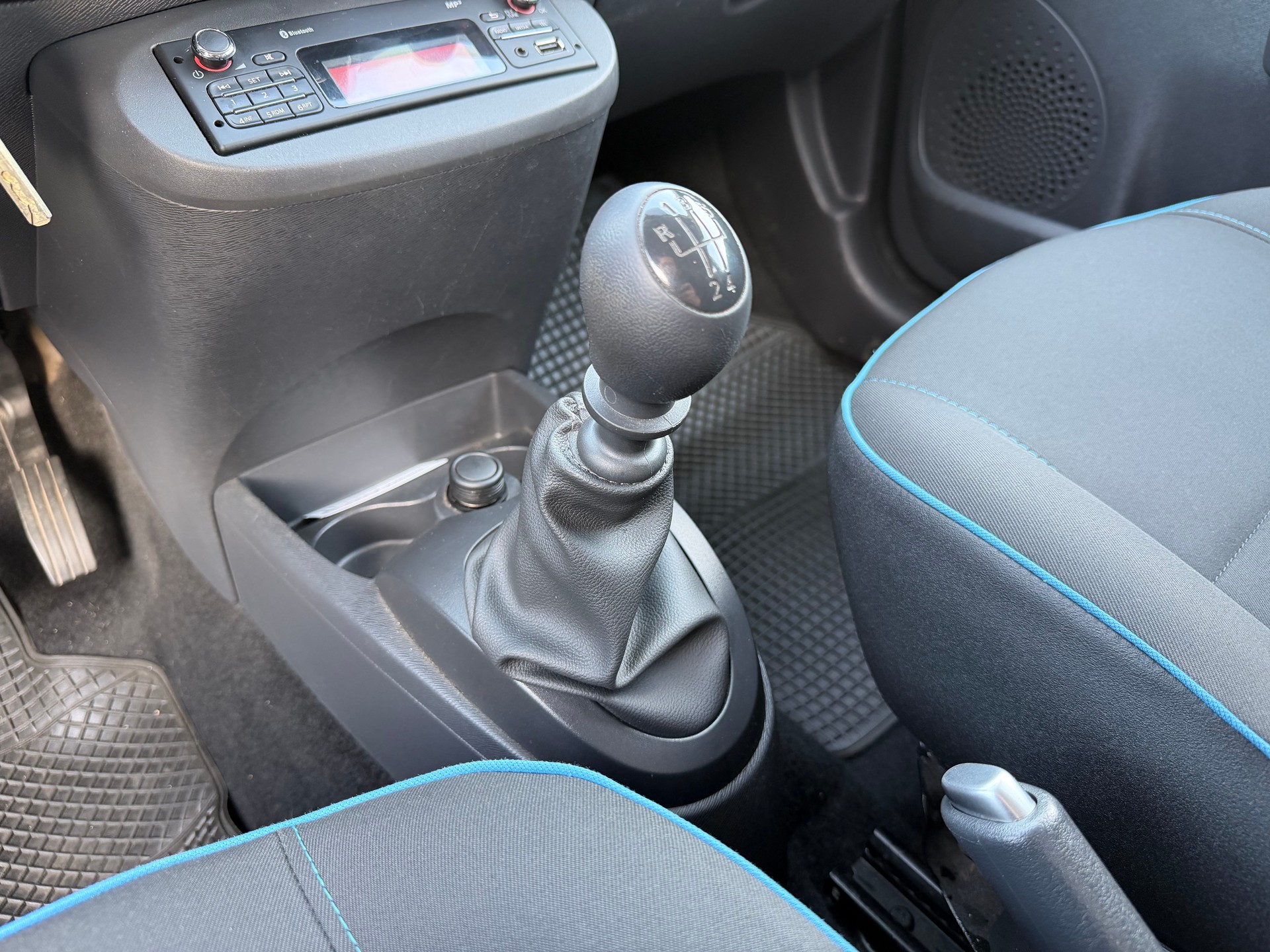 RENAULT Twingo 1.2 16V Expression-image-23