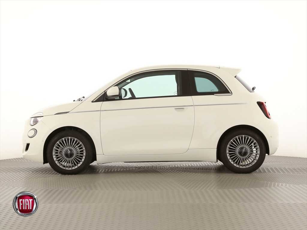 FIAT 500 electric 87 kW Swiss Edition-image-2