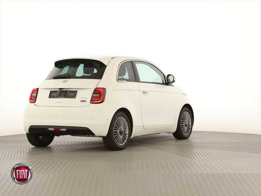 FIAT 500 electric 87 kW Swiss Edition-image-1