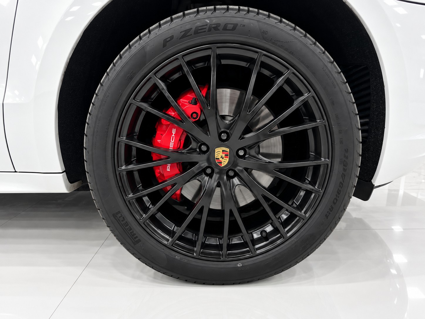 PORSCHE Macan GTS PDK-image-6