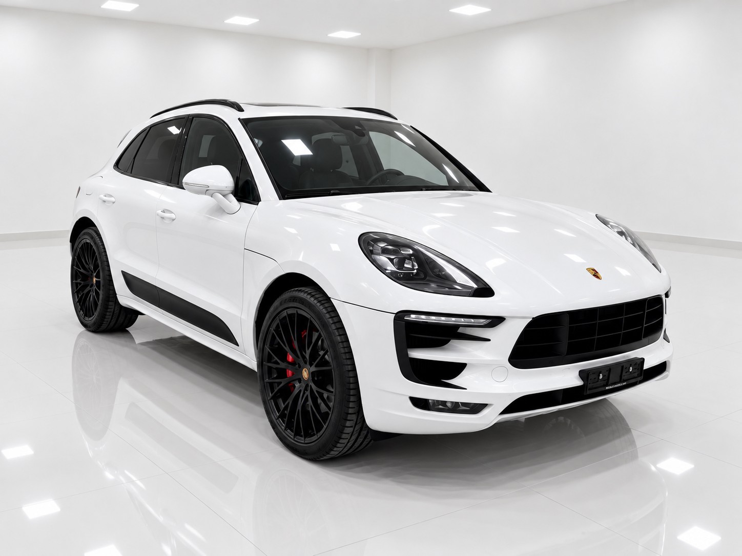 PORSCHE Macan GTS PDK-image-3