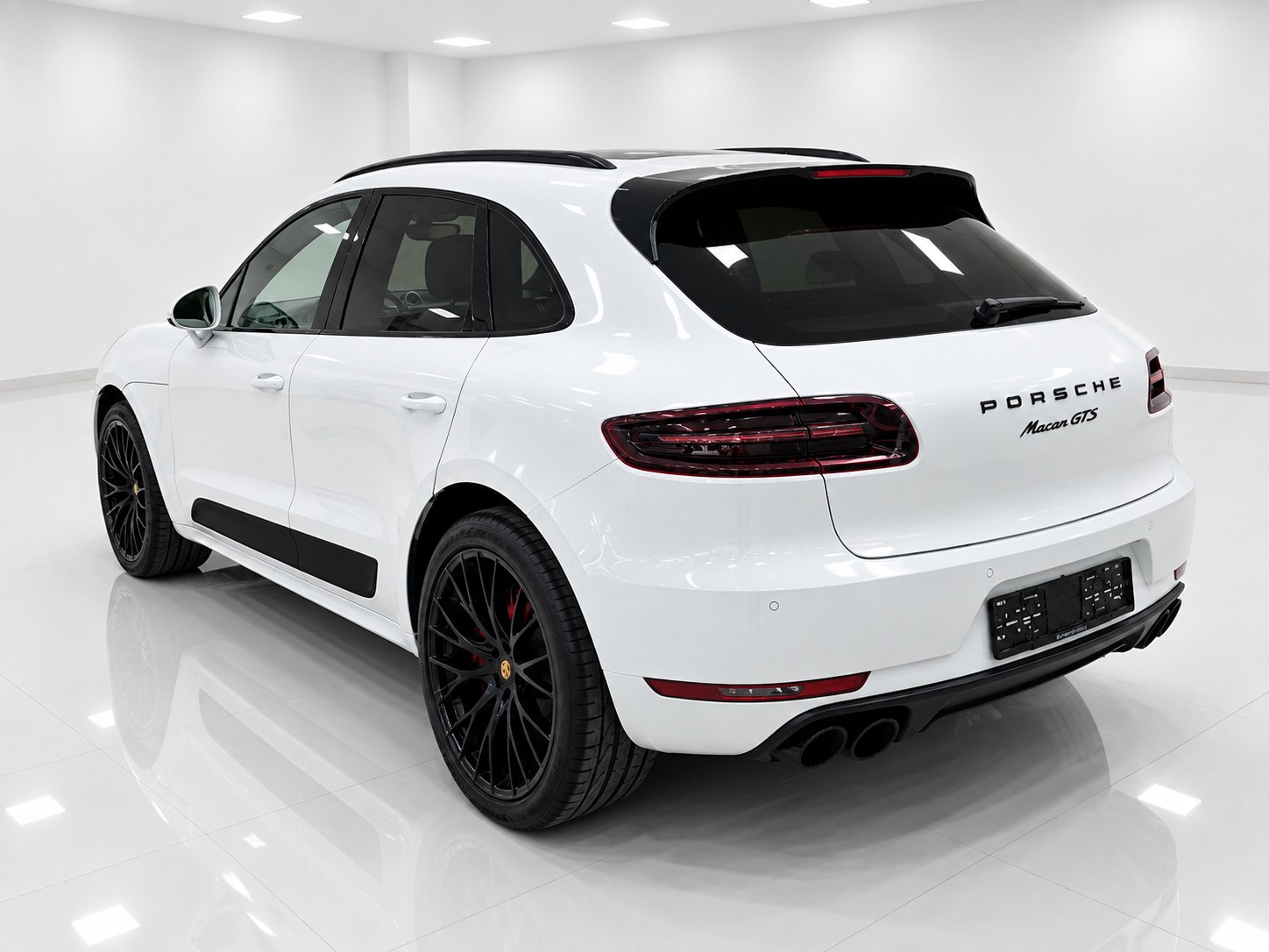 PORSCHE Macan GTS PDK-image-4