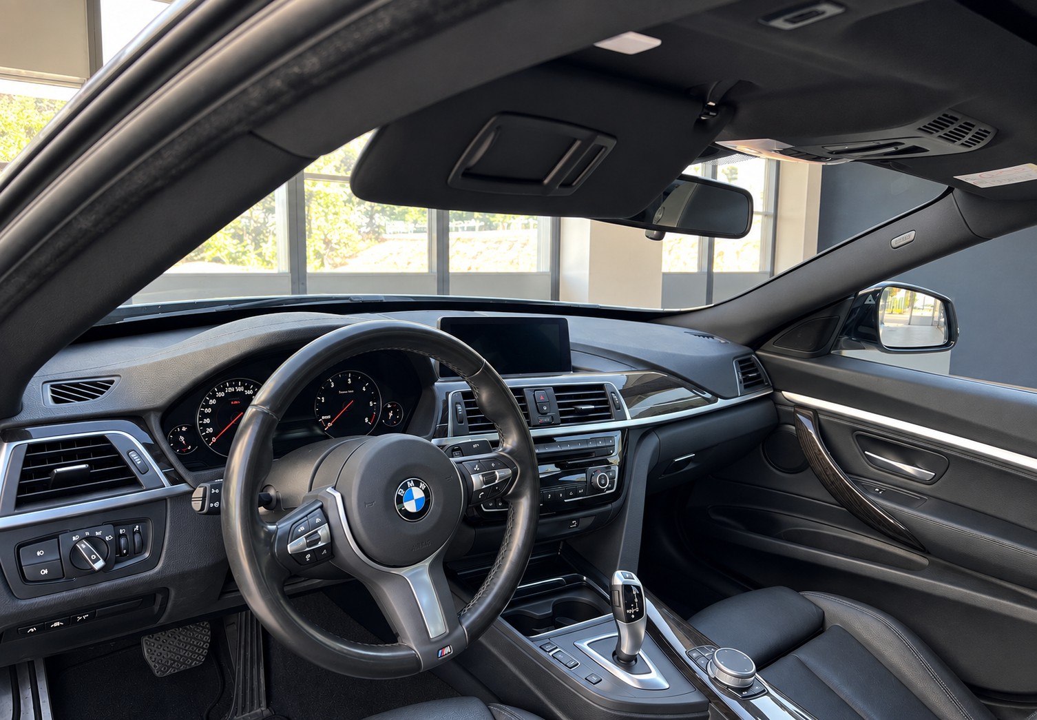 BMW 320d GT xDrive Sport Line Steptronic-image-1