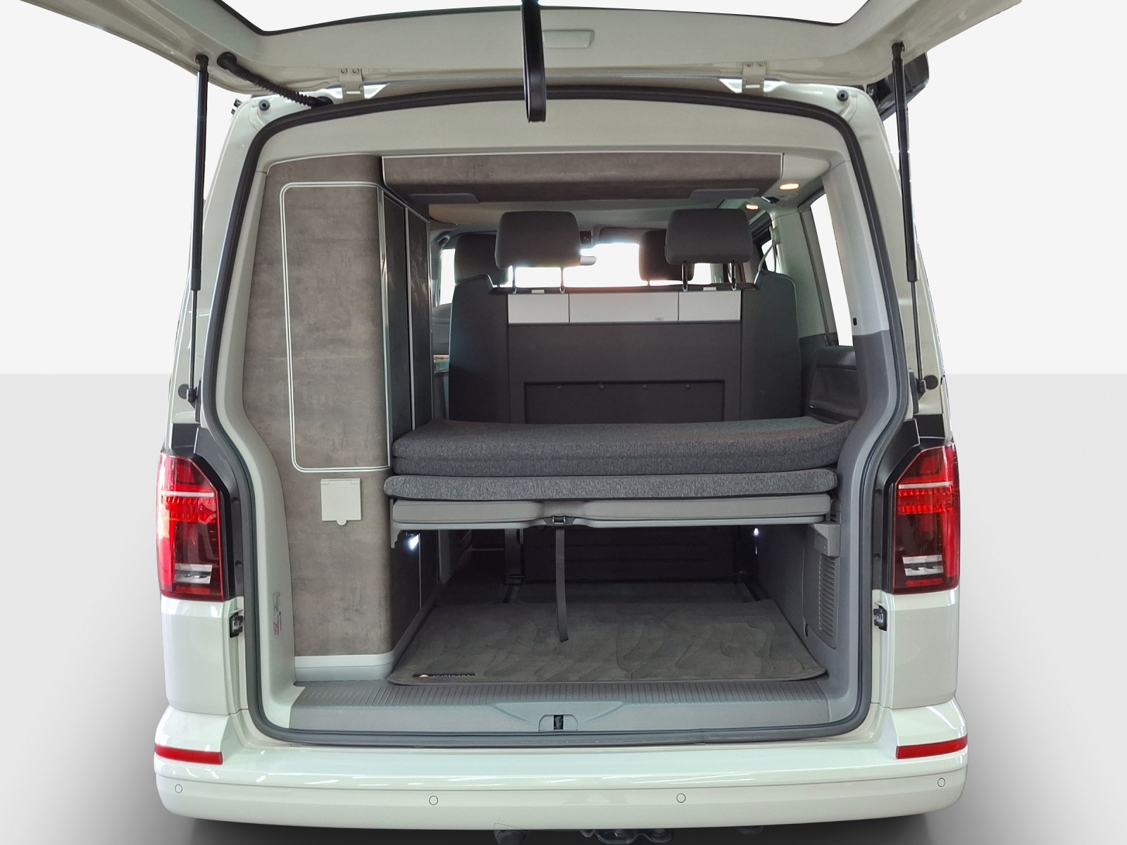 VW T6.1 California 2.0 TDI Ocean Liberty DSG-image-12