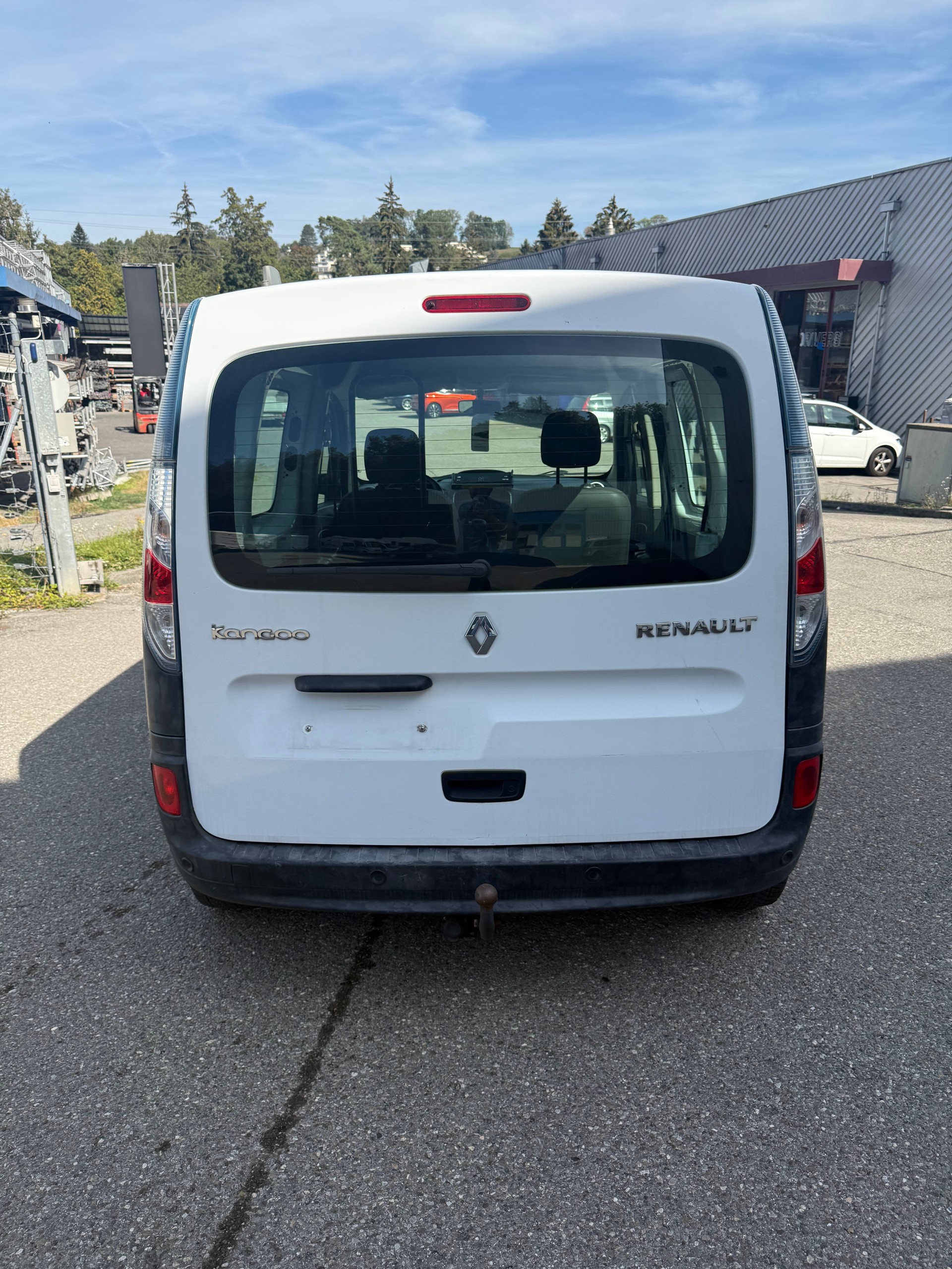 RENAULT Kangoo Z.E.-image-4