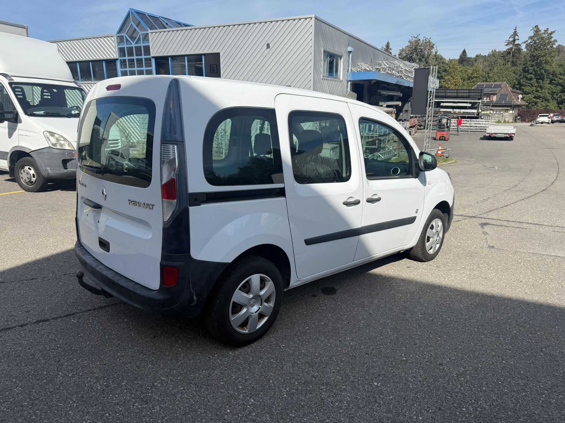 RENAULT Kangoo Z.E.-image-3